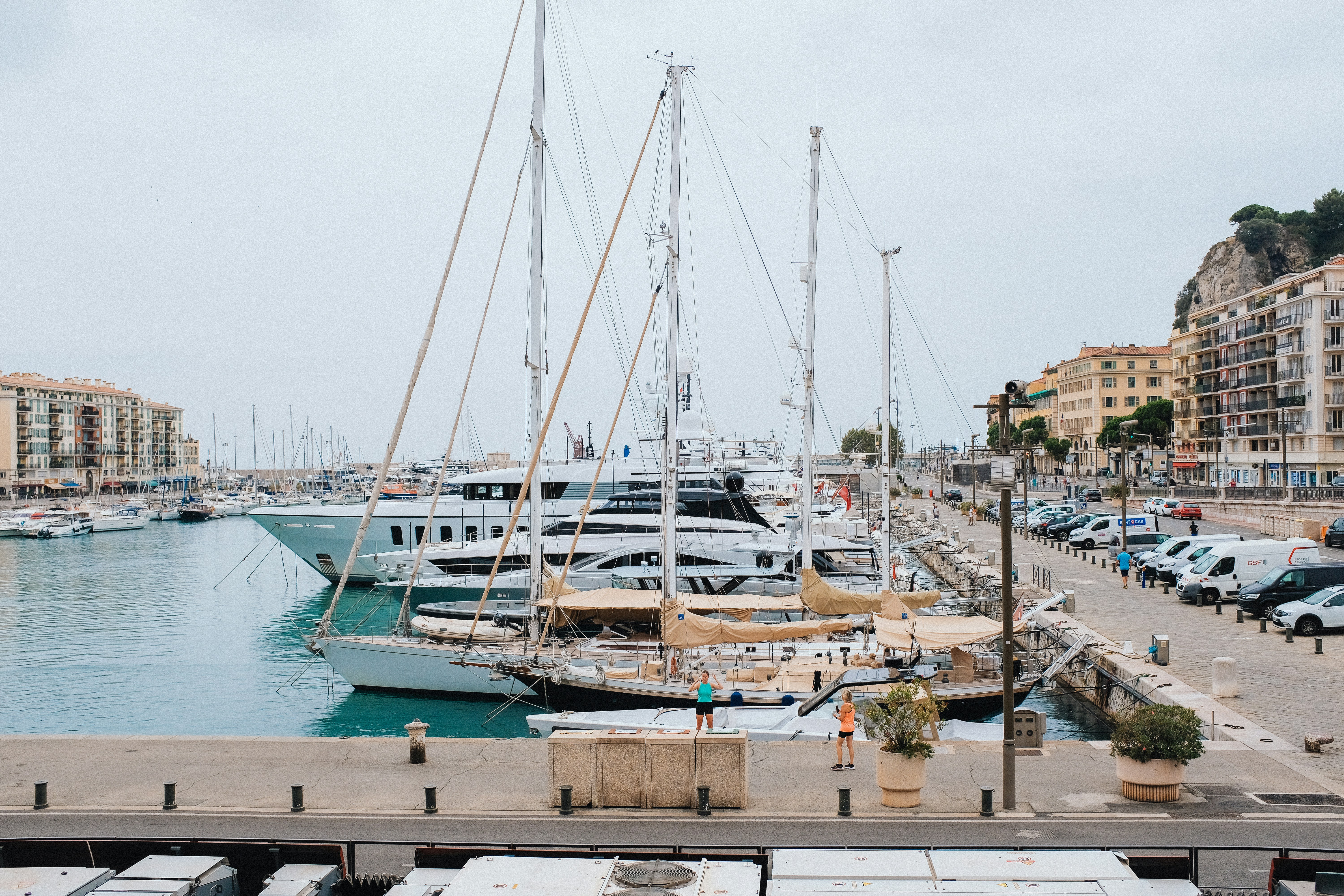 Photo by huyphan2602