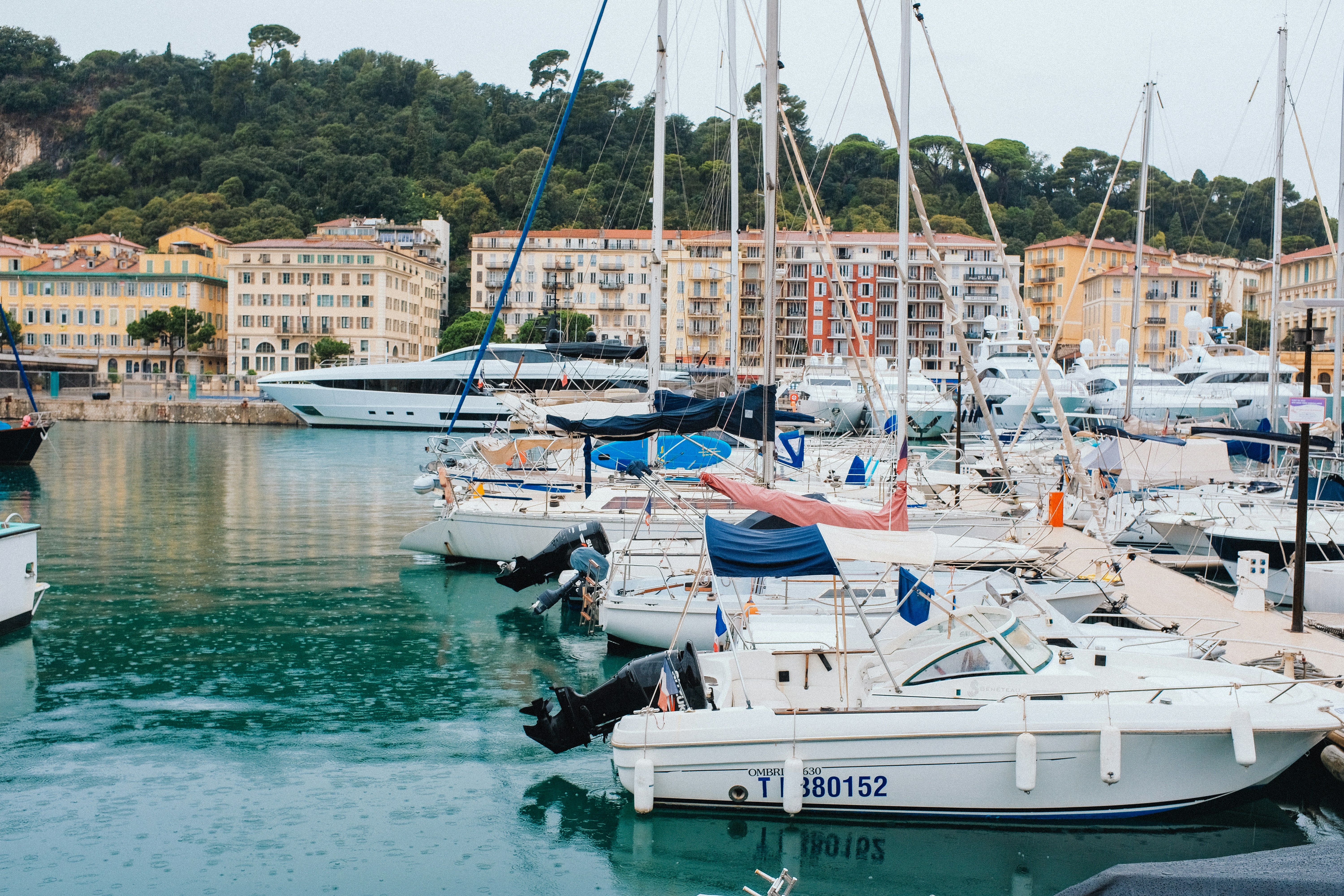 Photo by huyphan2602