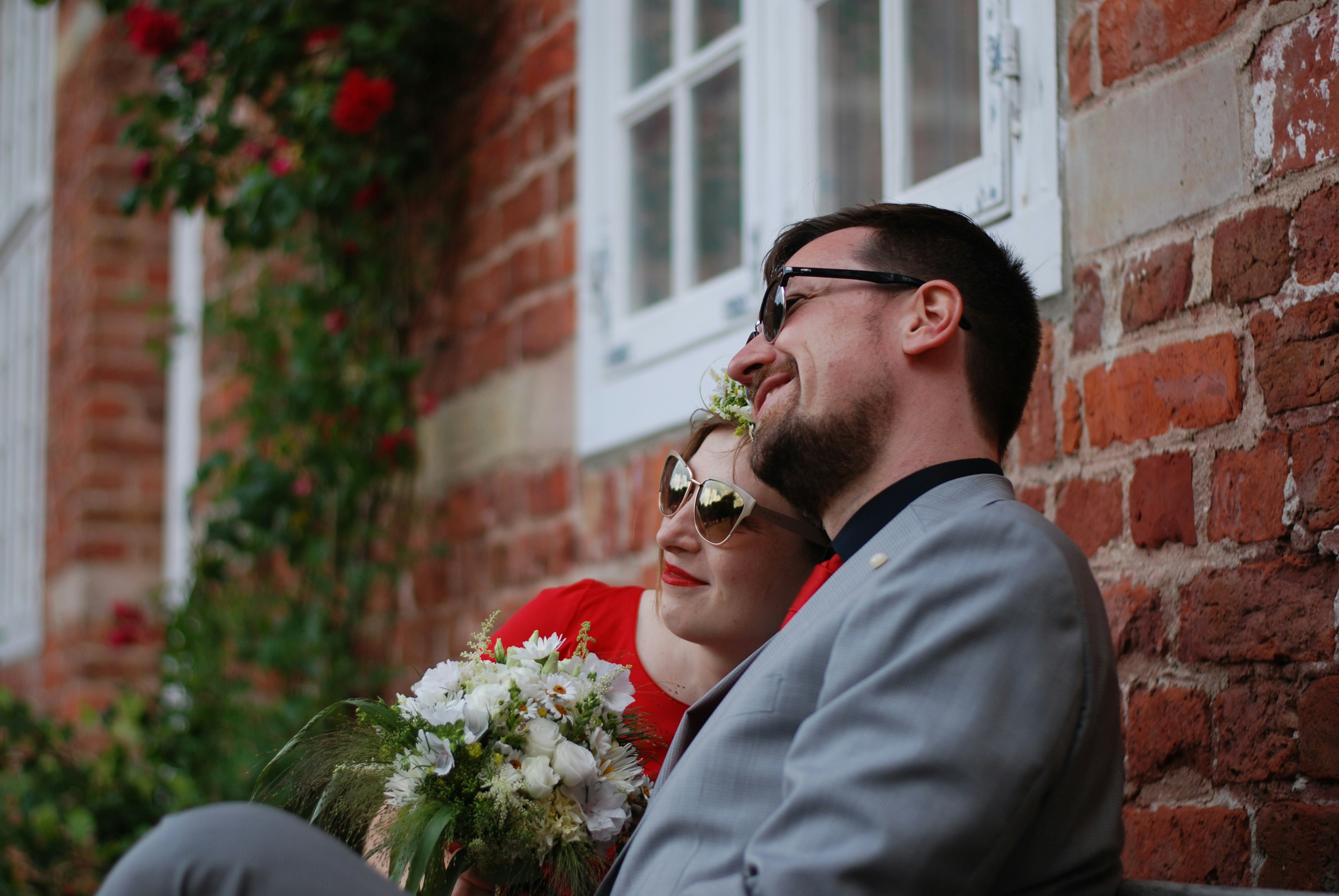 Funny Wedding Wishes: 30 Hilarious Lines That'll Make Them Cry