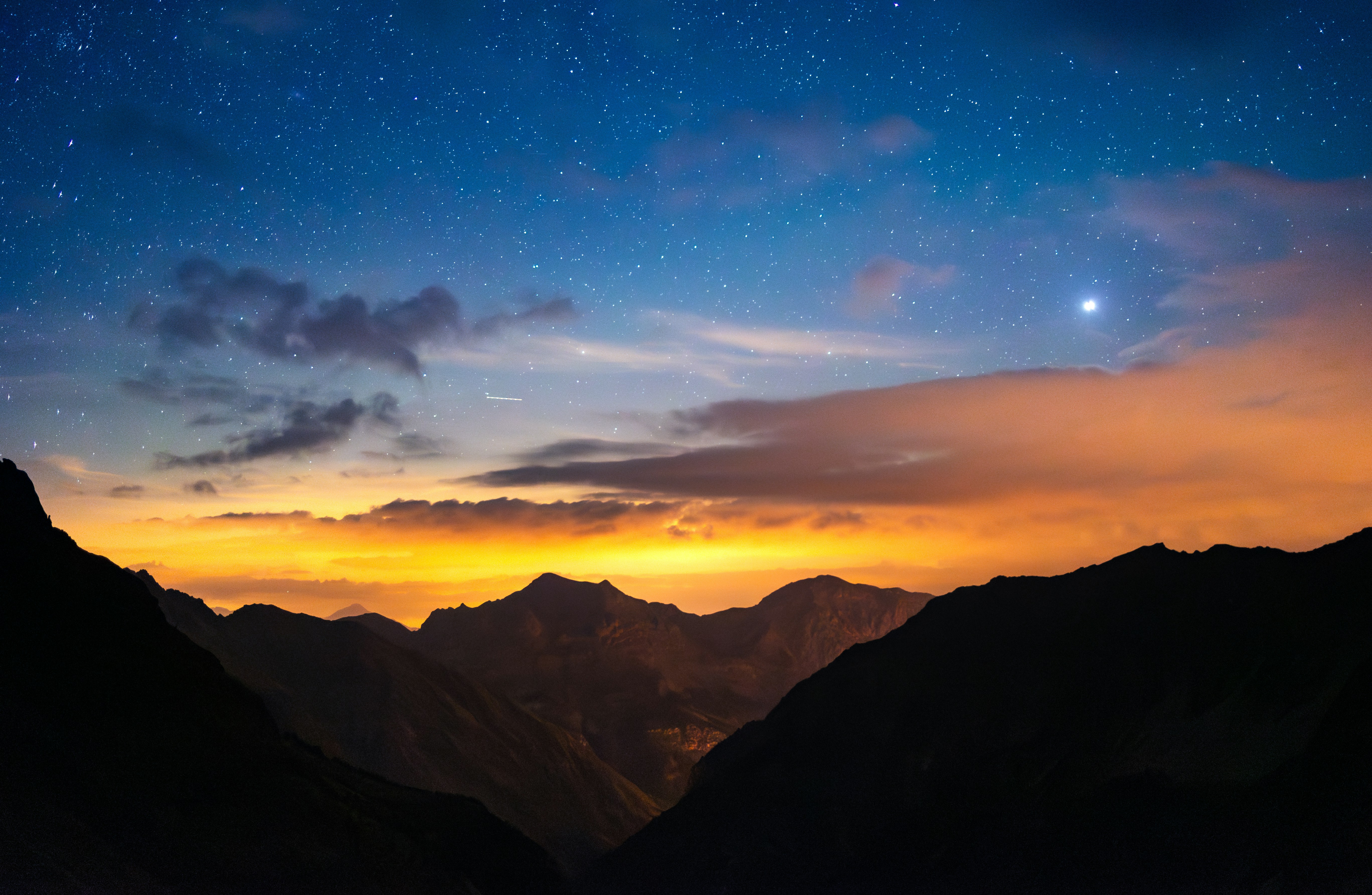 Photo by marekpiwnicki