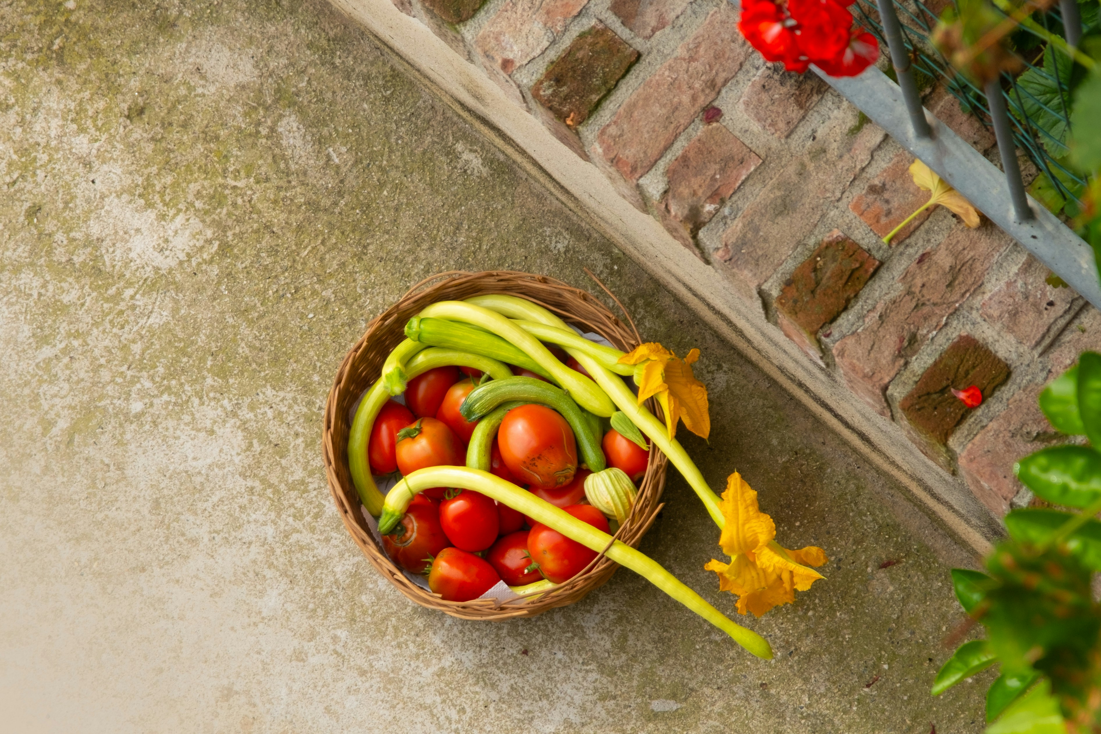 갱년기 체중 증가 이유와 다이어트 팁