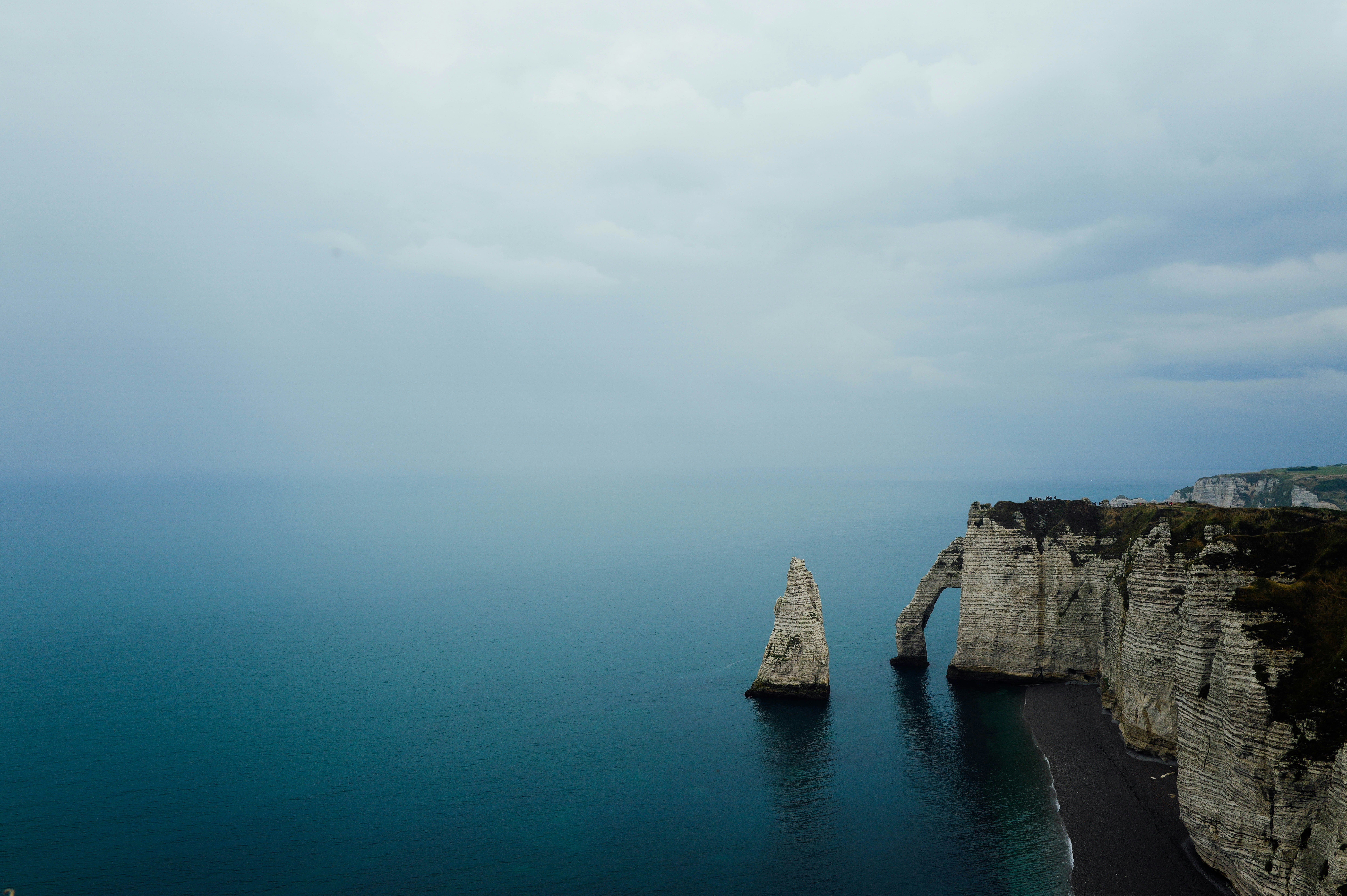 Photo by adrienolichon