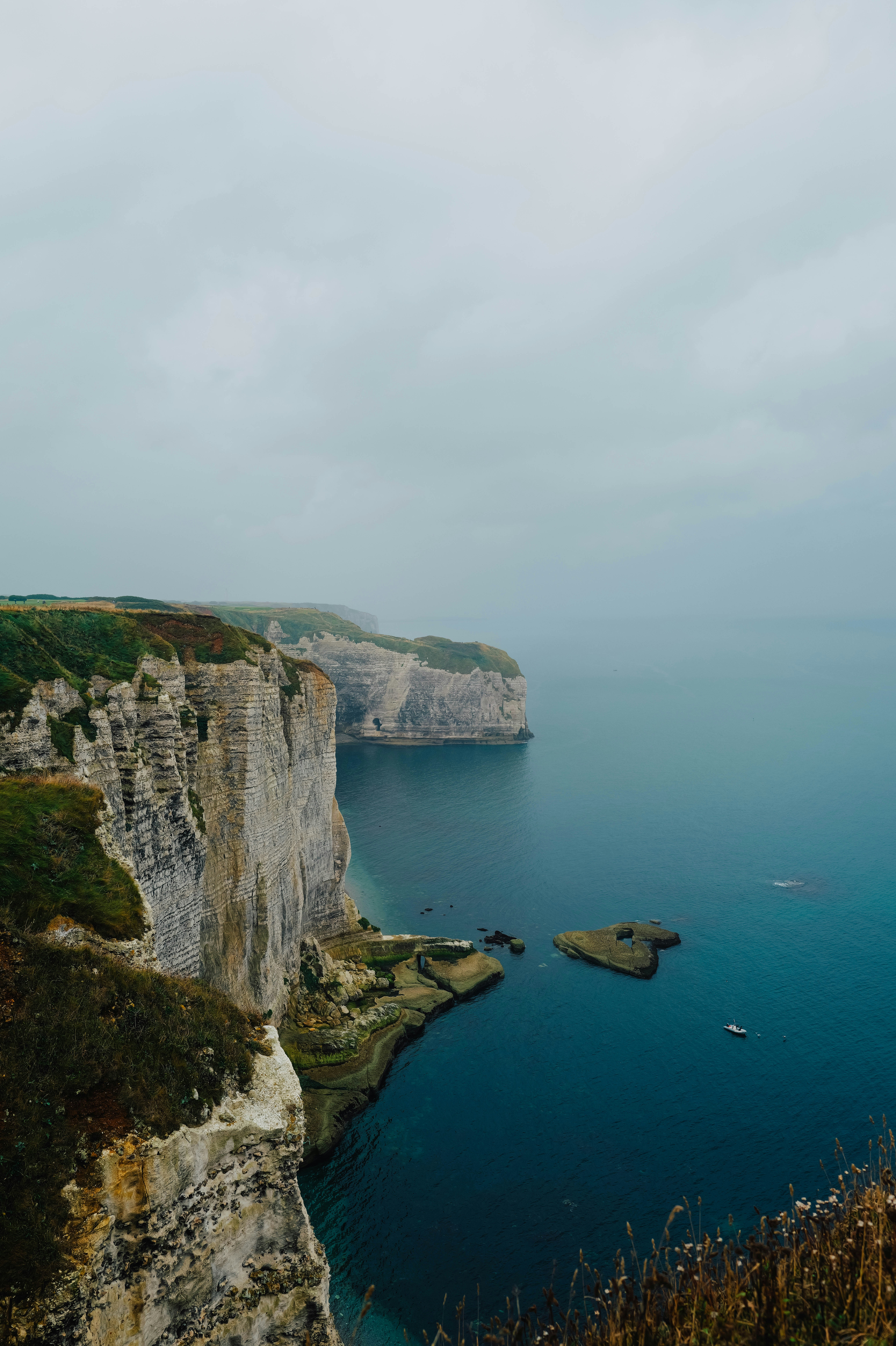 Photo by adrienolichon