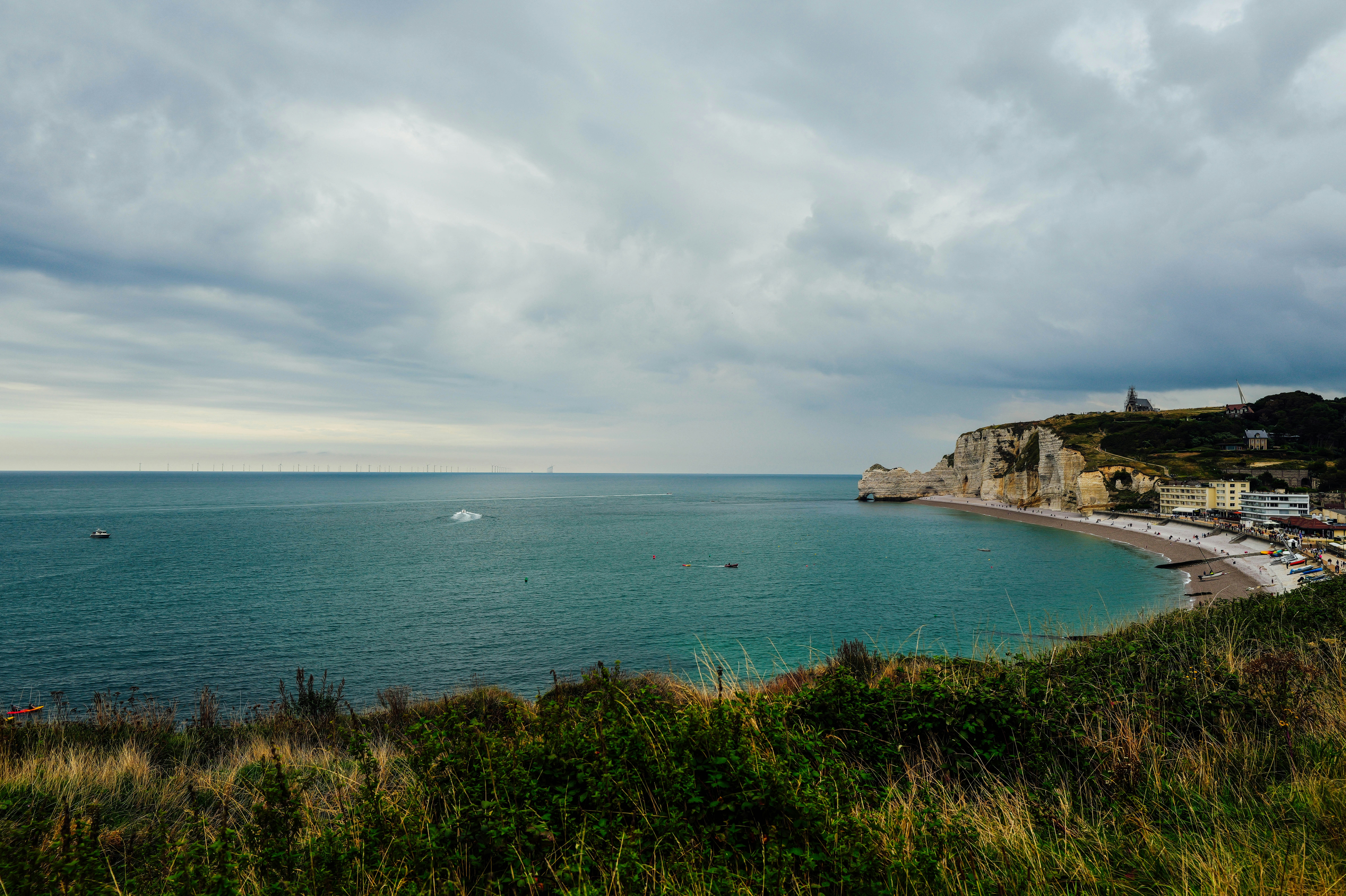 Photo by adrienolichon