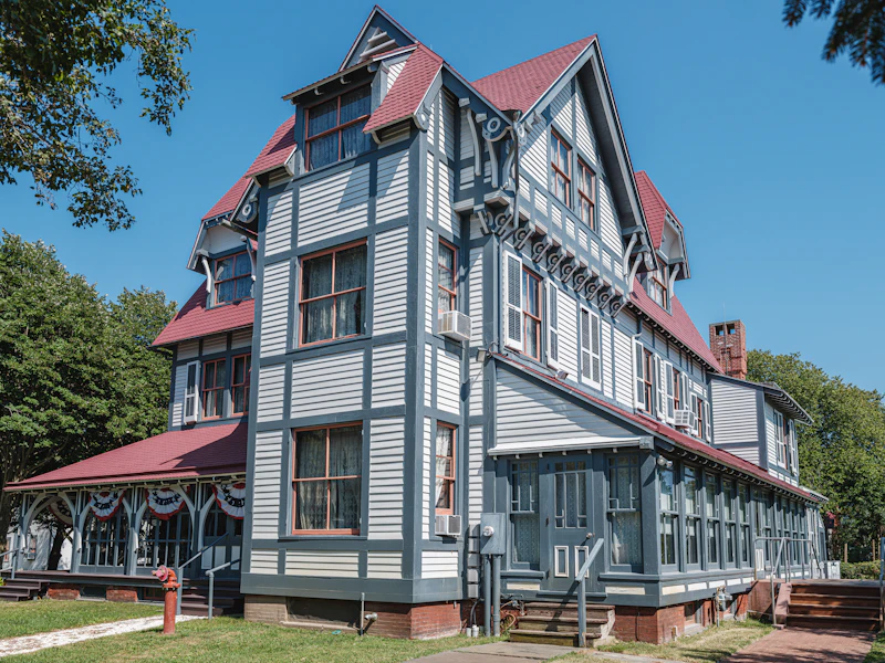 Best Historic and Heritage Hotels in Thalassery With Real Stories Behind Their Walls