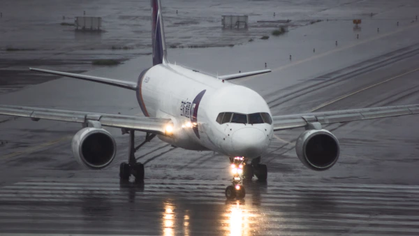 Mejoramiento Integral de Áreas Operativas del Aeropuerto Las Flores