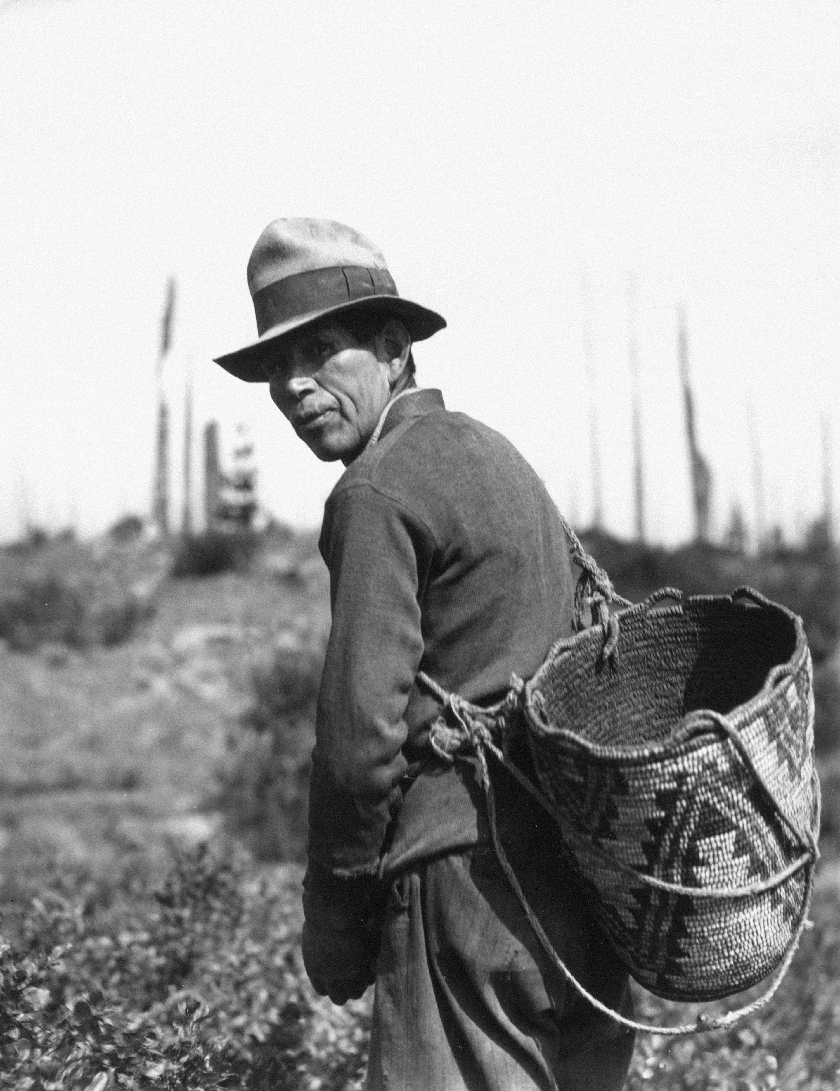 Hard lives in California's fields: 'The American dream eats us alive'