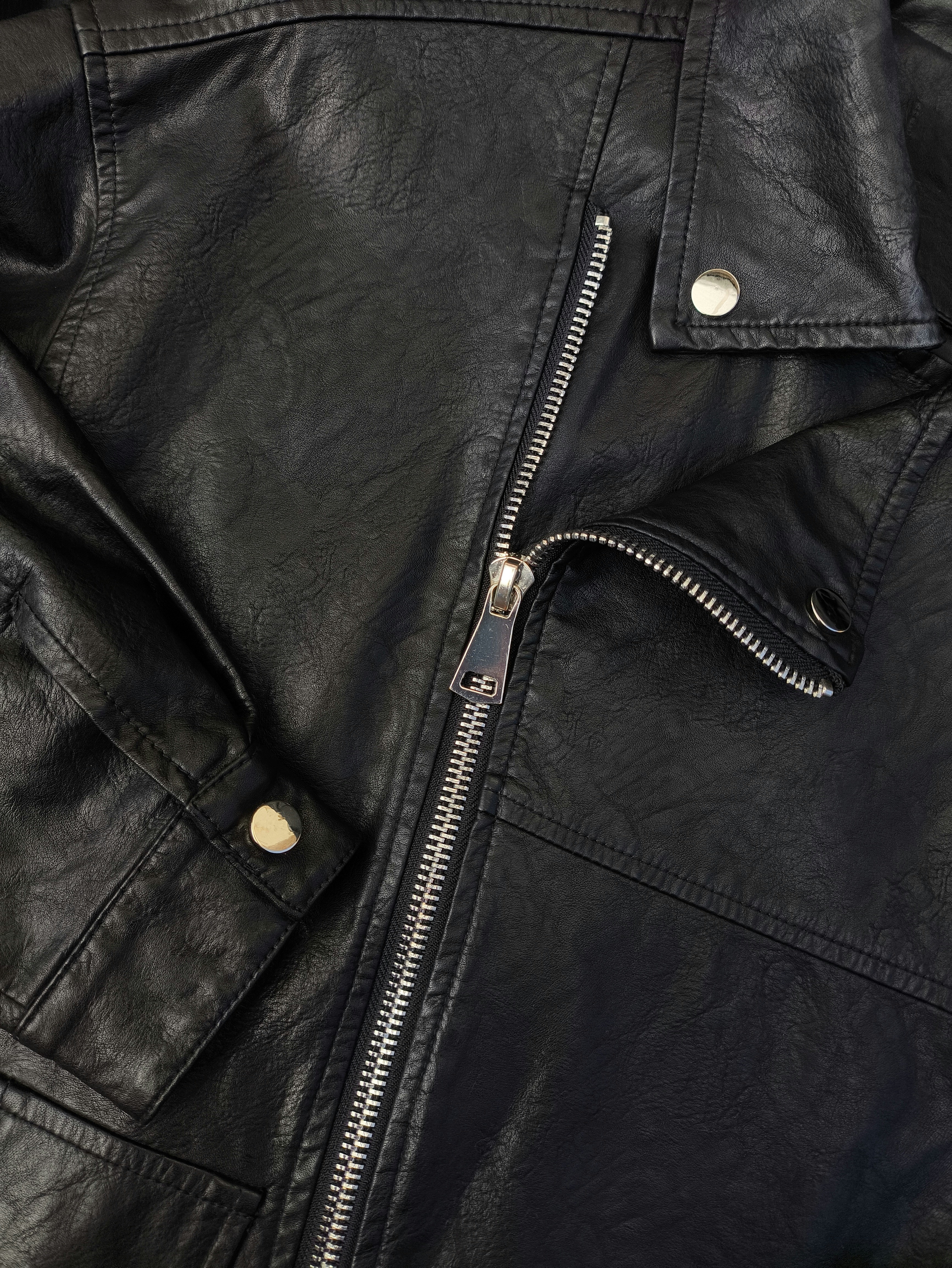 Leather Jacket with Hood: The Perfect Blend of Edge and Comfort for Men in 2025