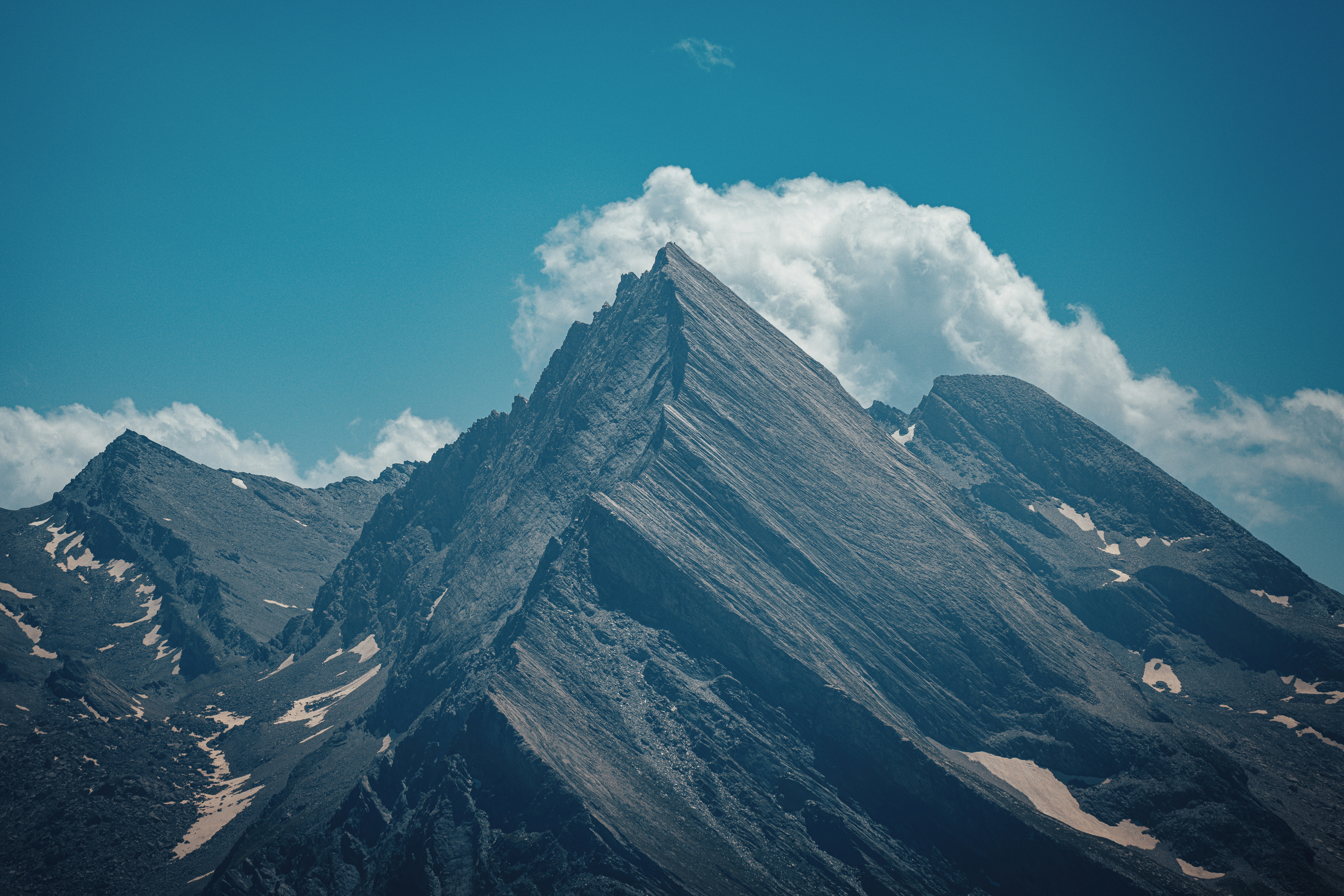 mountain ridge wallpaper, wallpaper, Extreme Wind in Ridge Campsites: Safety & Preparation 2