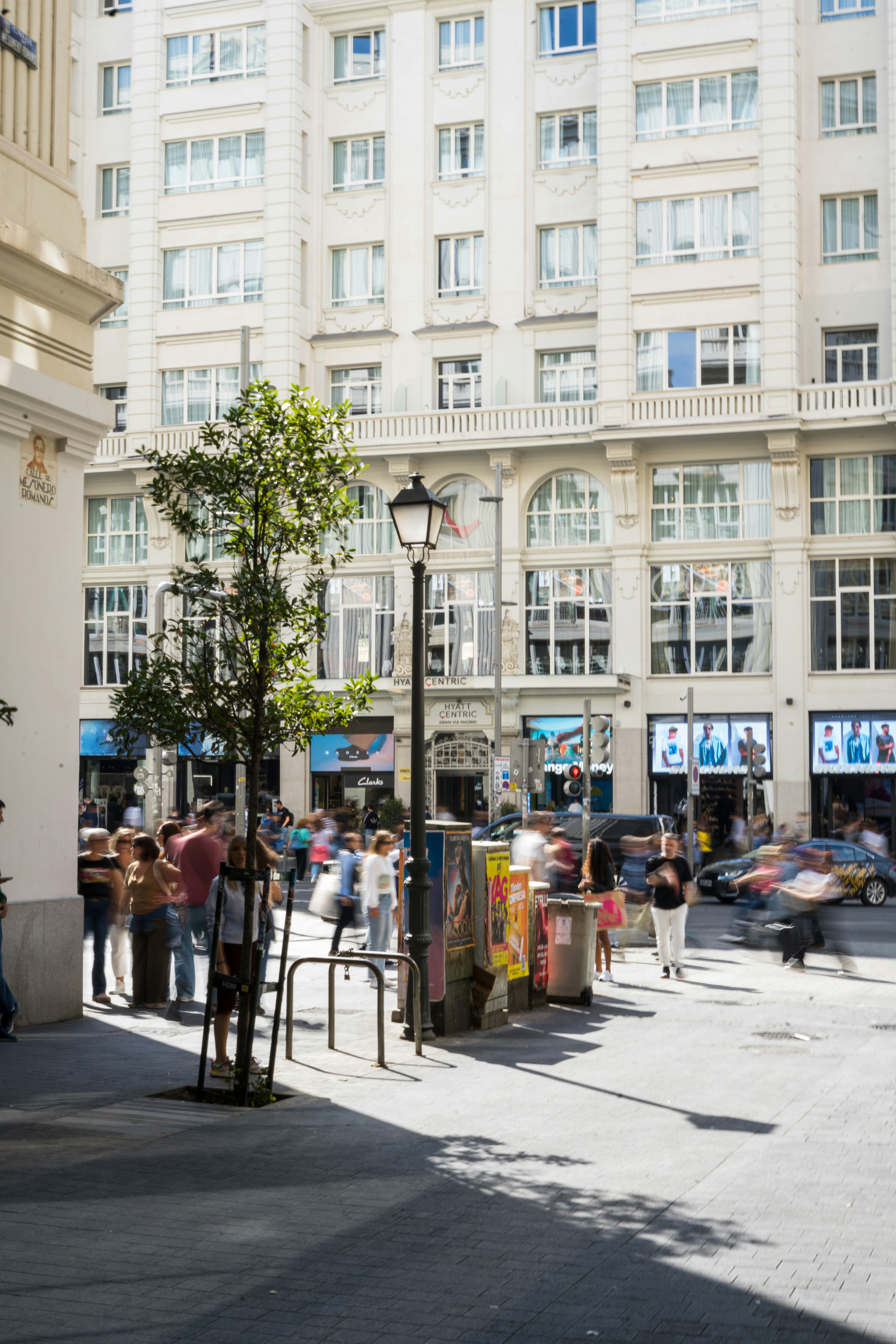 Photo by elisdolezalova