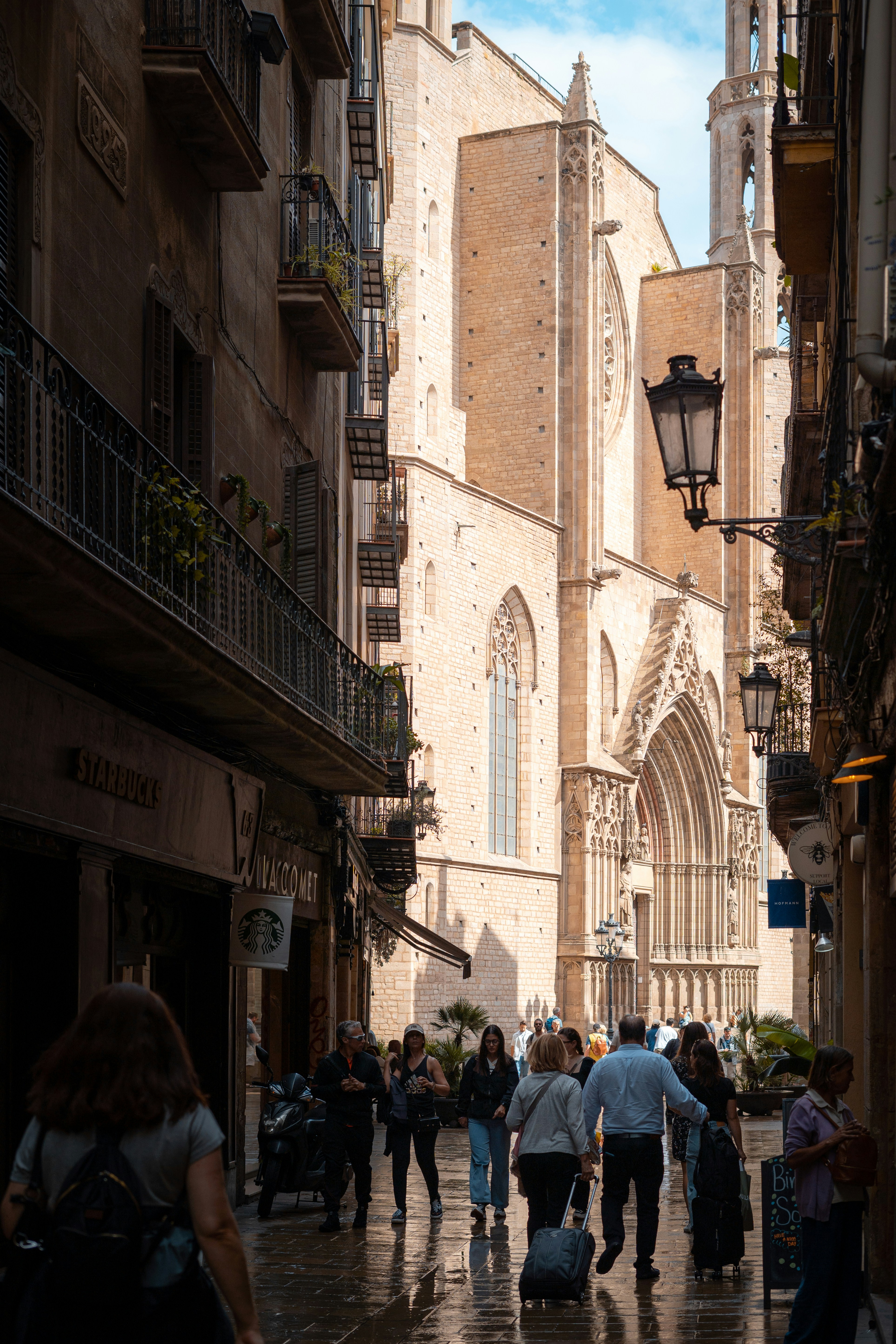 Photo by elisdolezalova