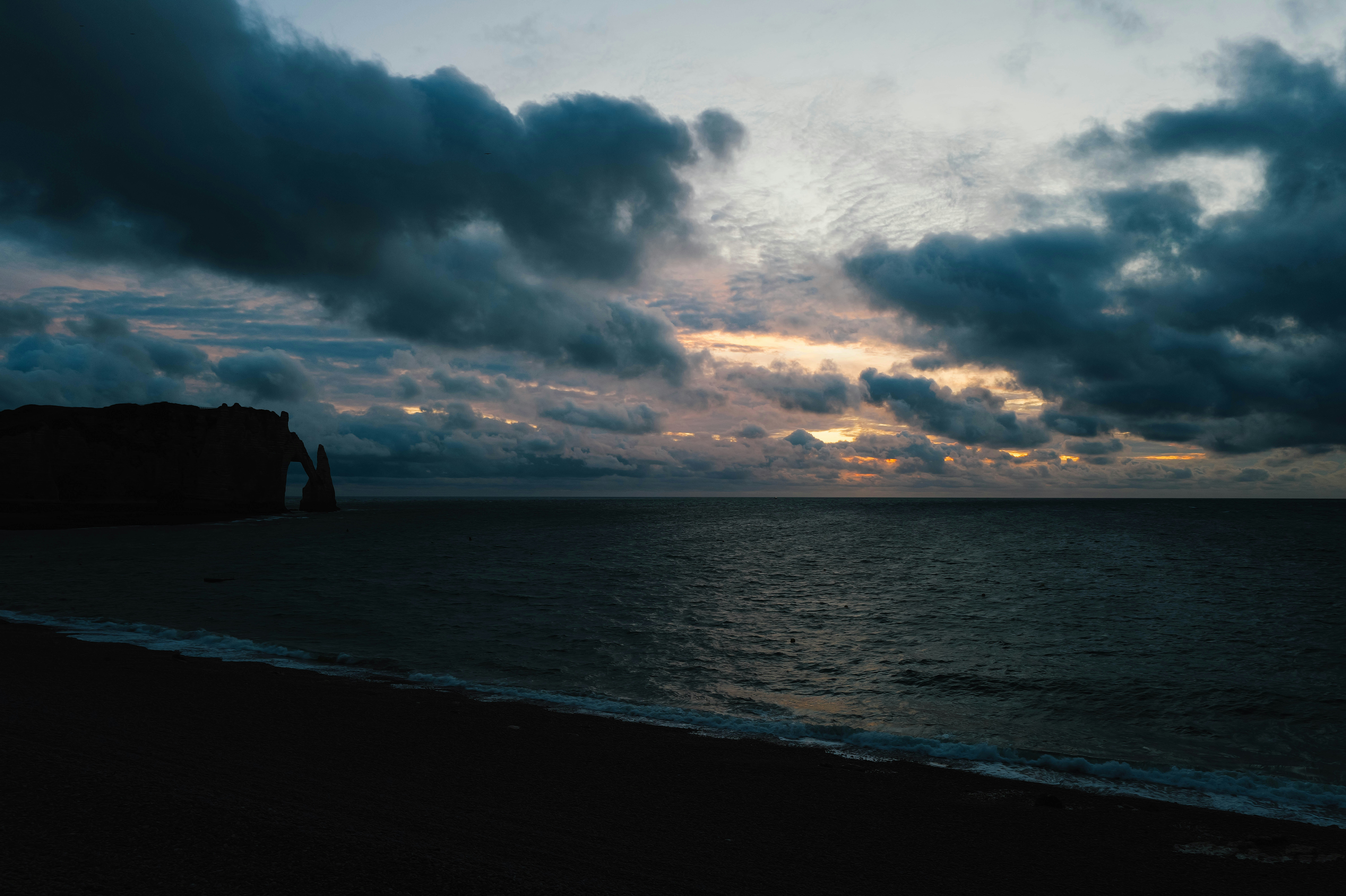 Photo by adrienolichon