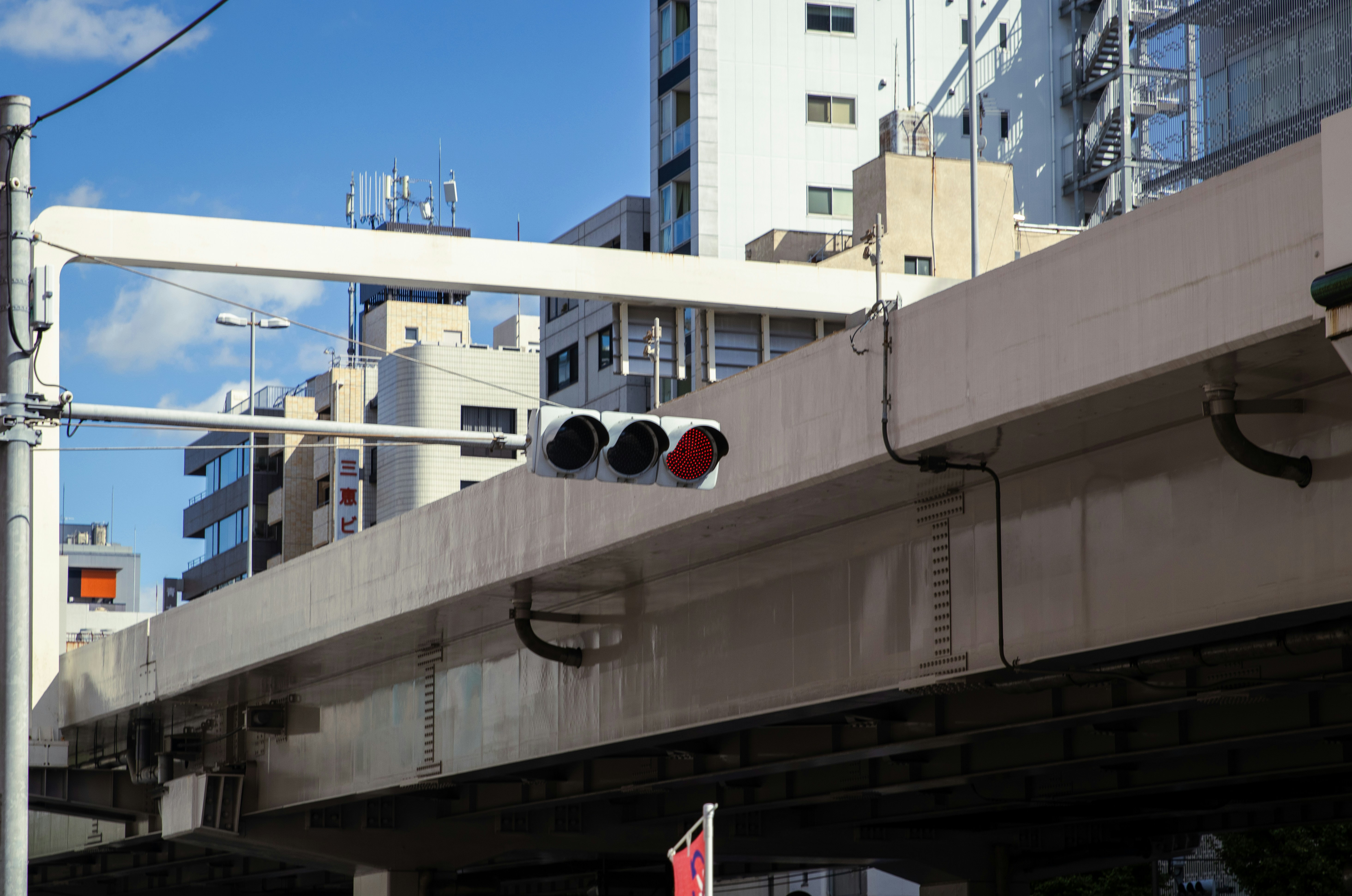 Photo by rorozoro
