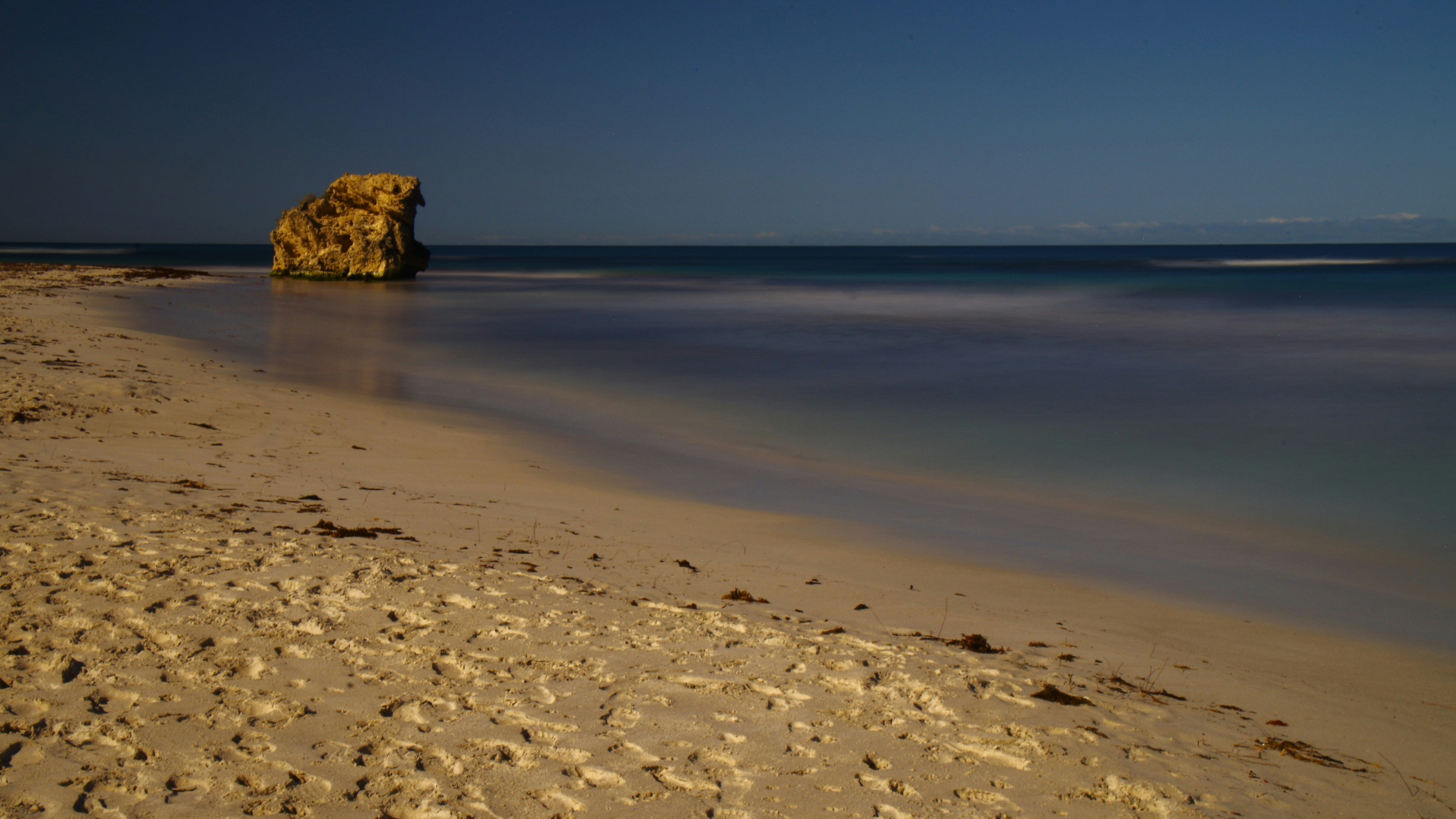 Photo by photoken123