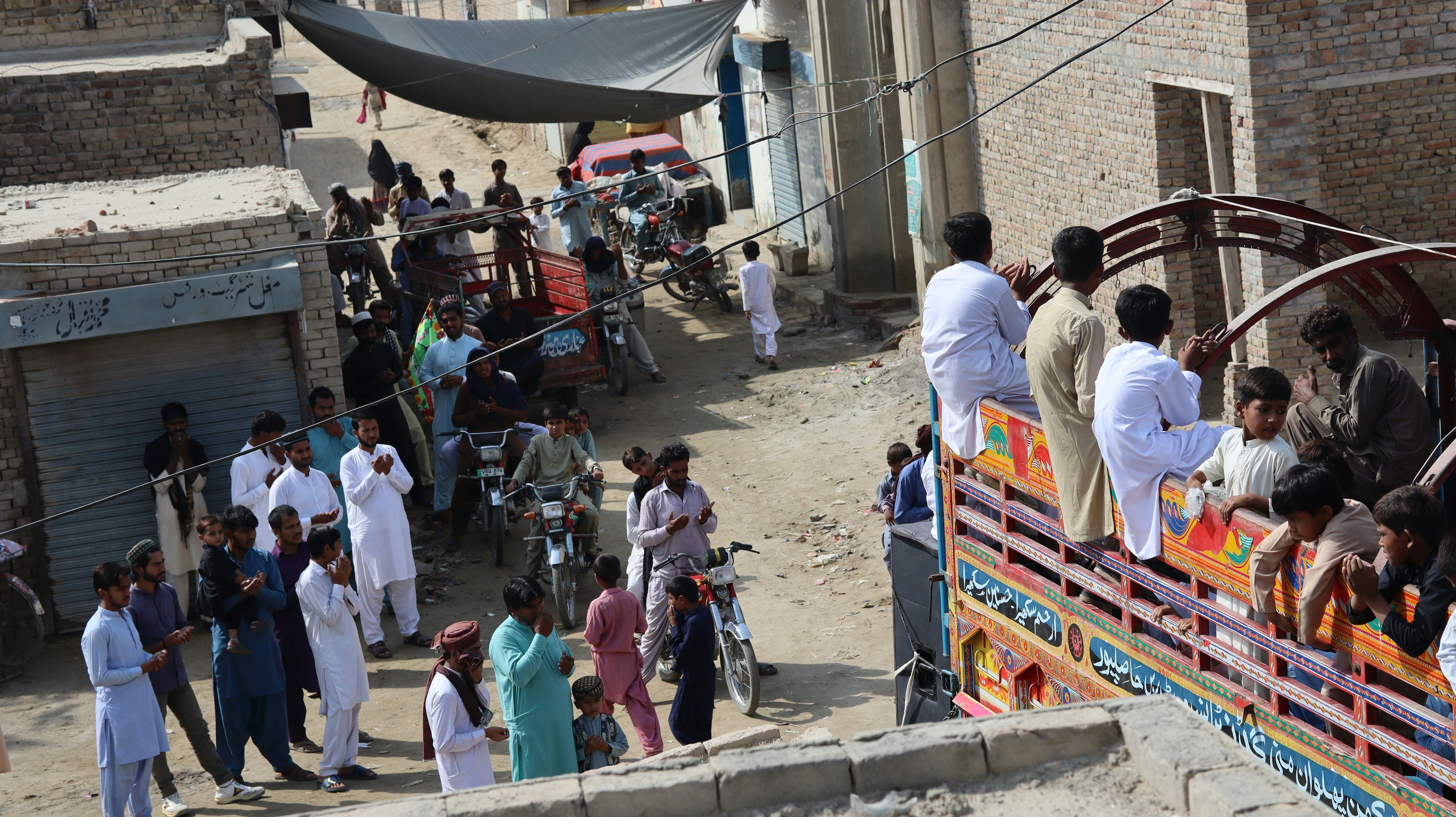 Photo by wafiqraza