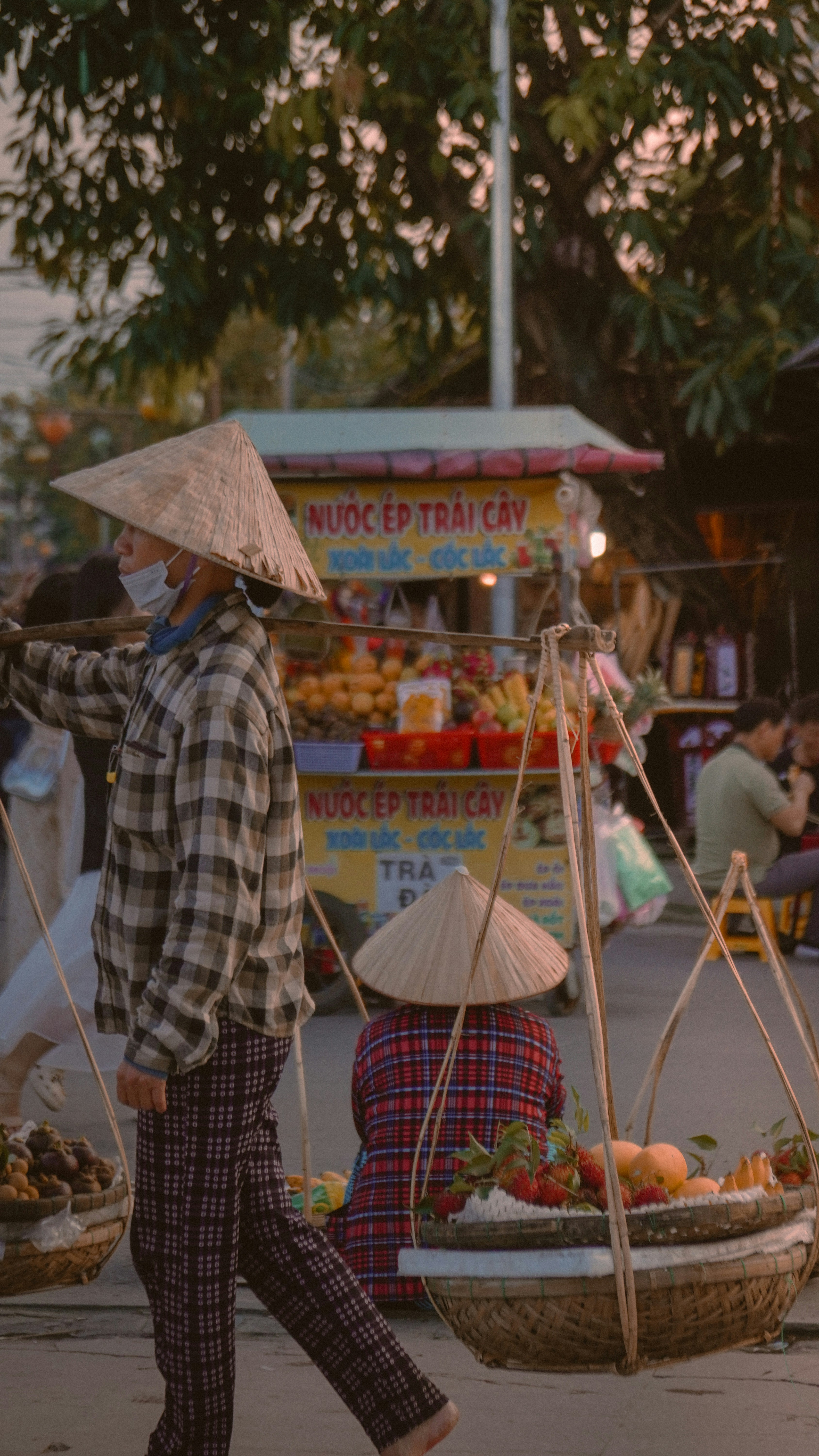 Upgrading Your Local Dispatch: Practical Tech Stack for Mailrooms and Pop‑Up Sellers (2026 Field Guide)