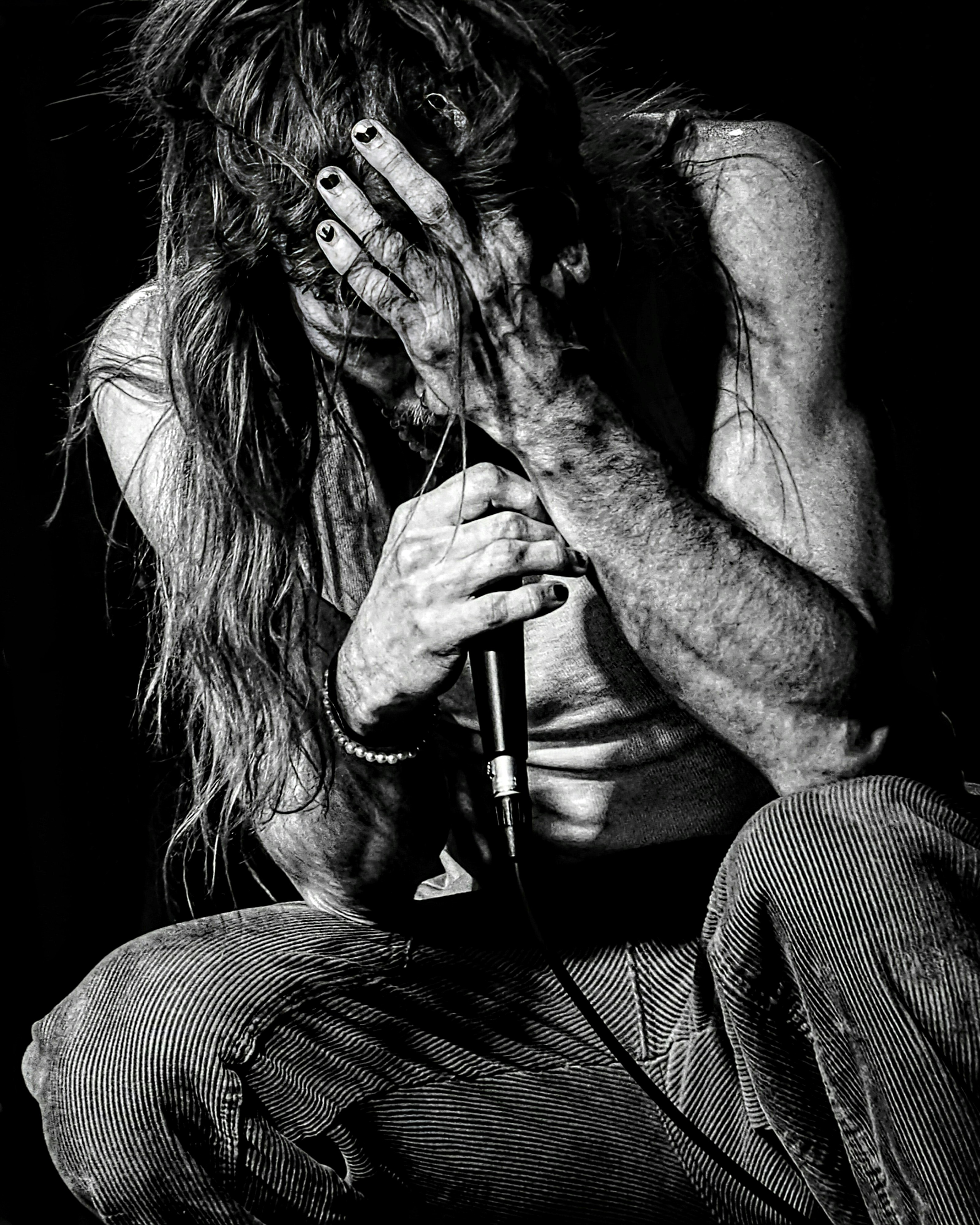 Harnessing the Art of Emotional Performance for a Fulfilling Life