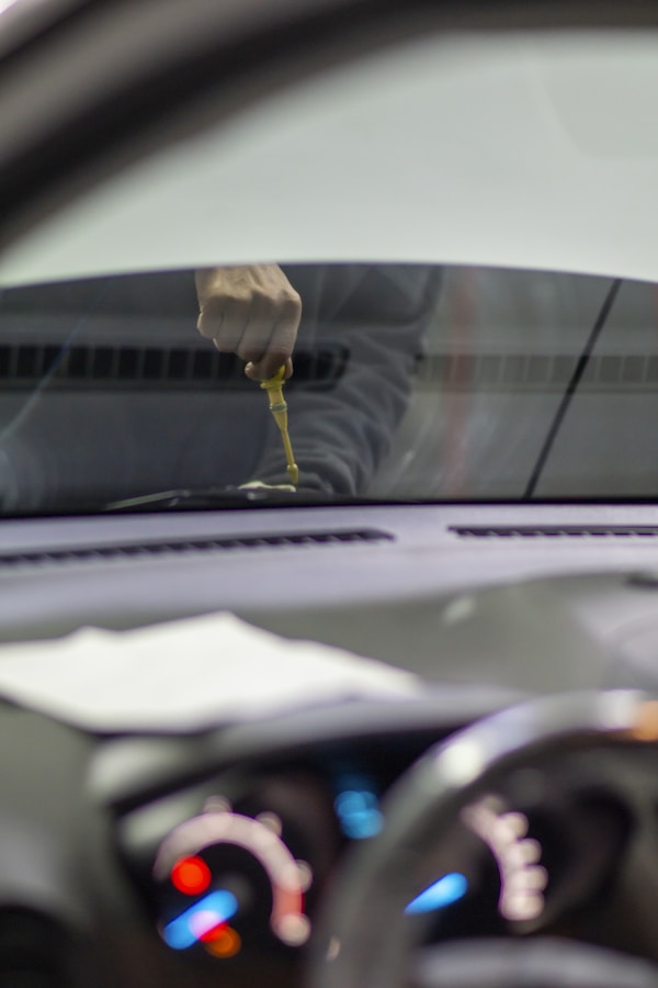 windshield replacement service in Louisville