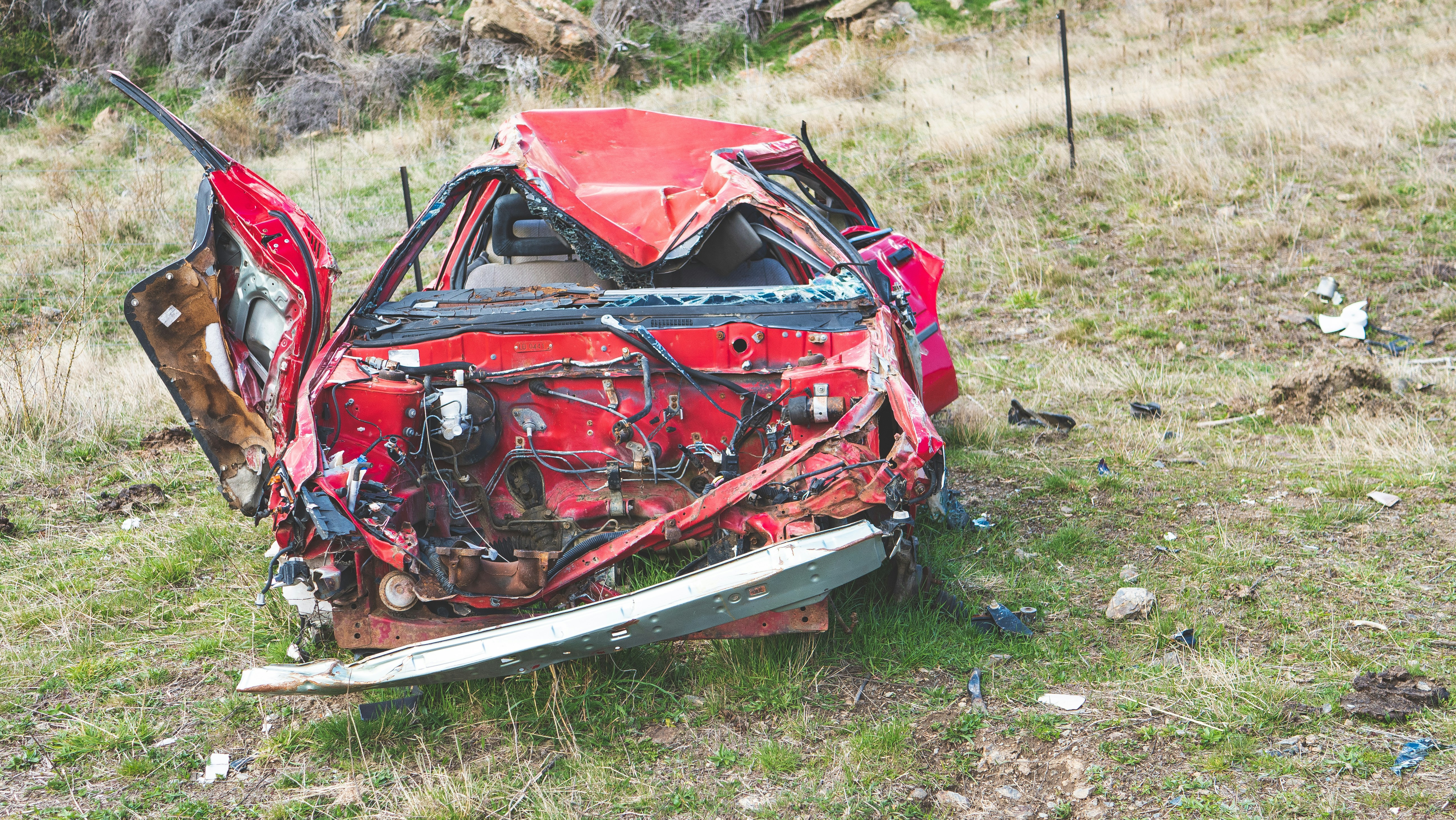 Δύο σοβαρά τροχαία με ανήλικους οδηγούς