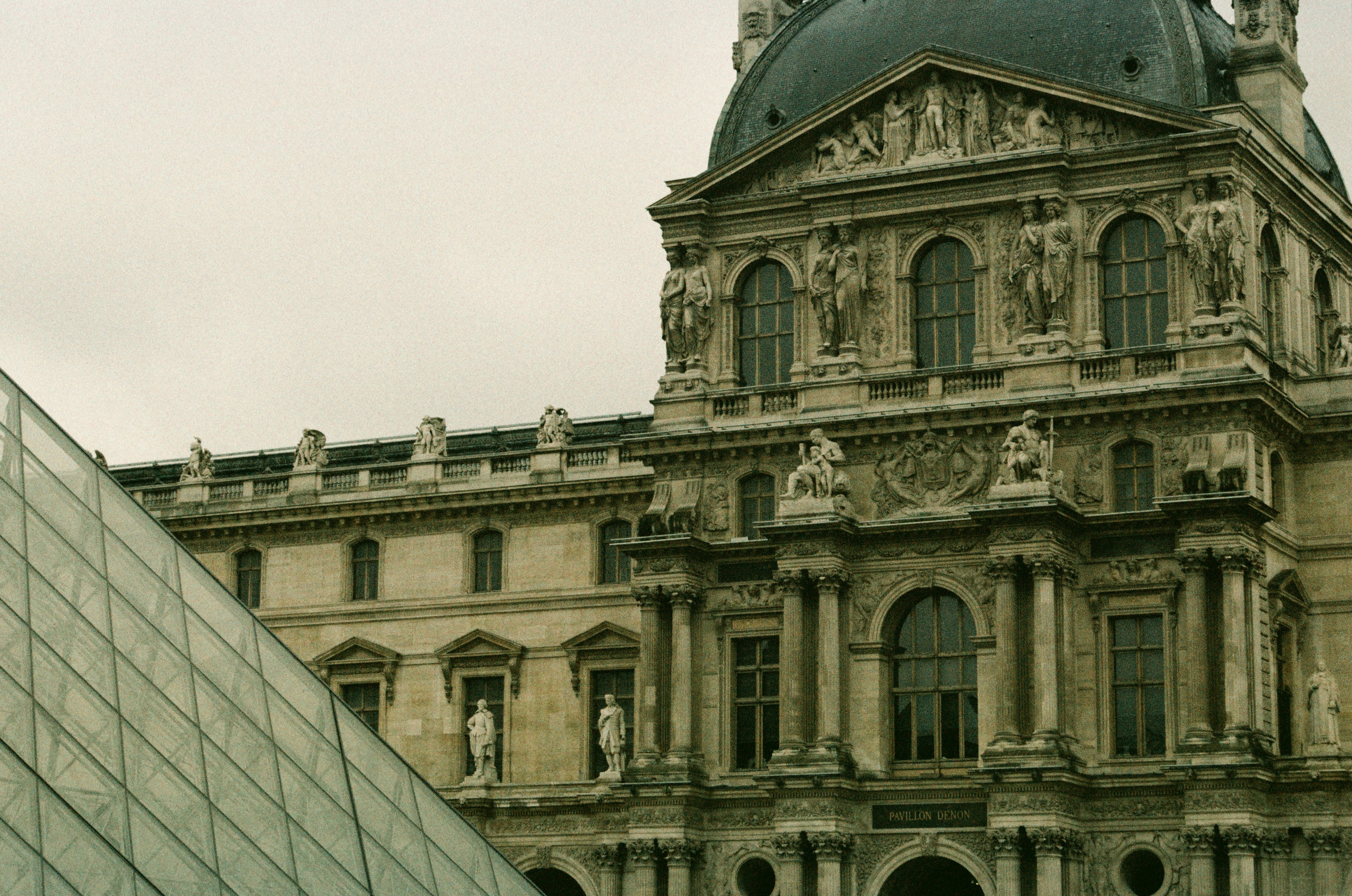 Photo by mineral_of_demon