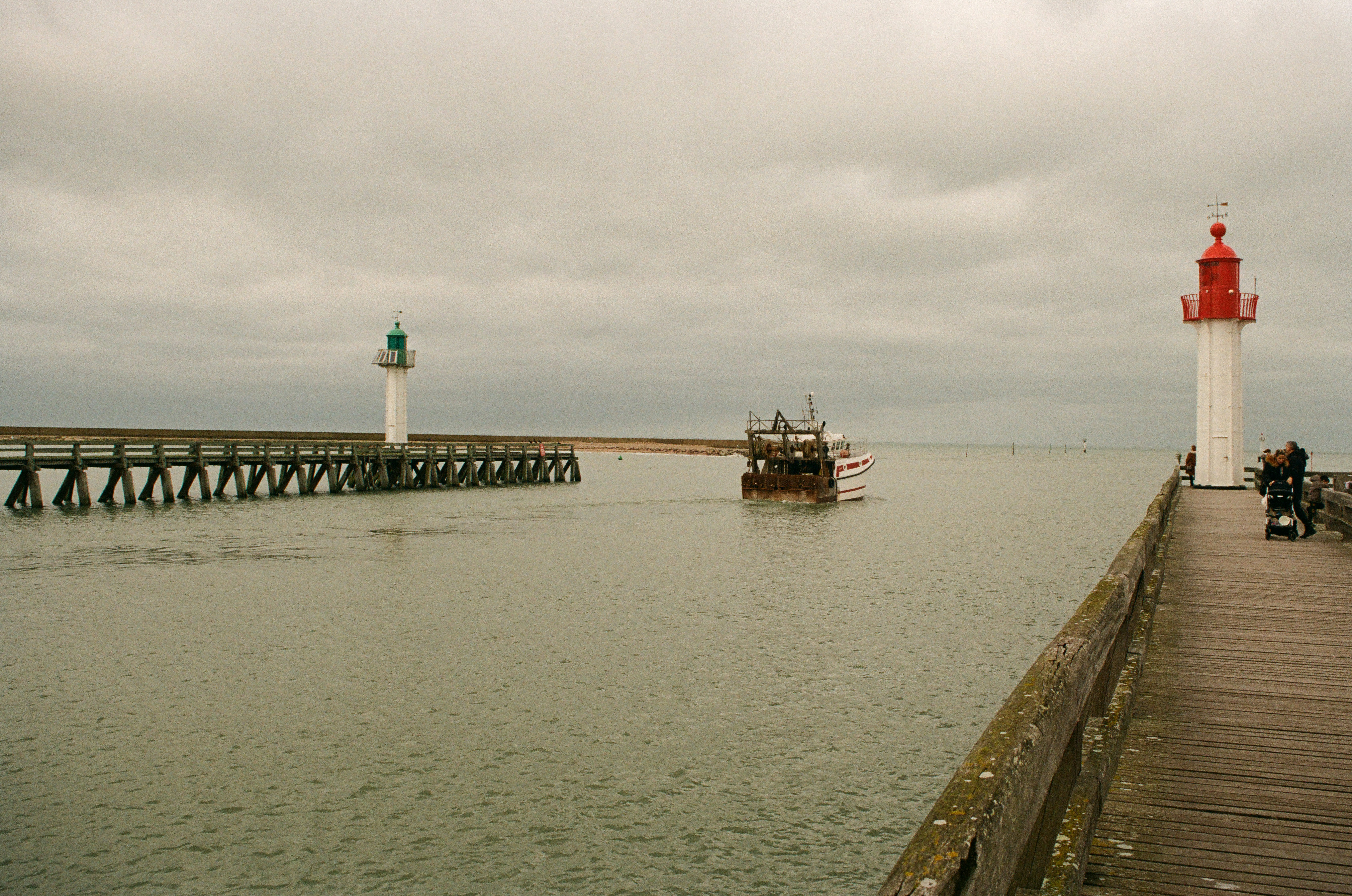 Photo by mineral_of_demon