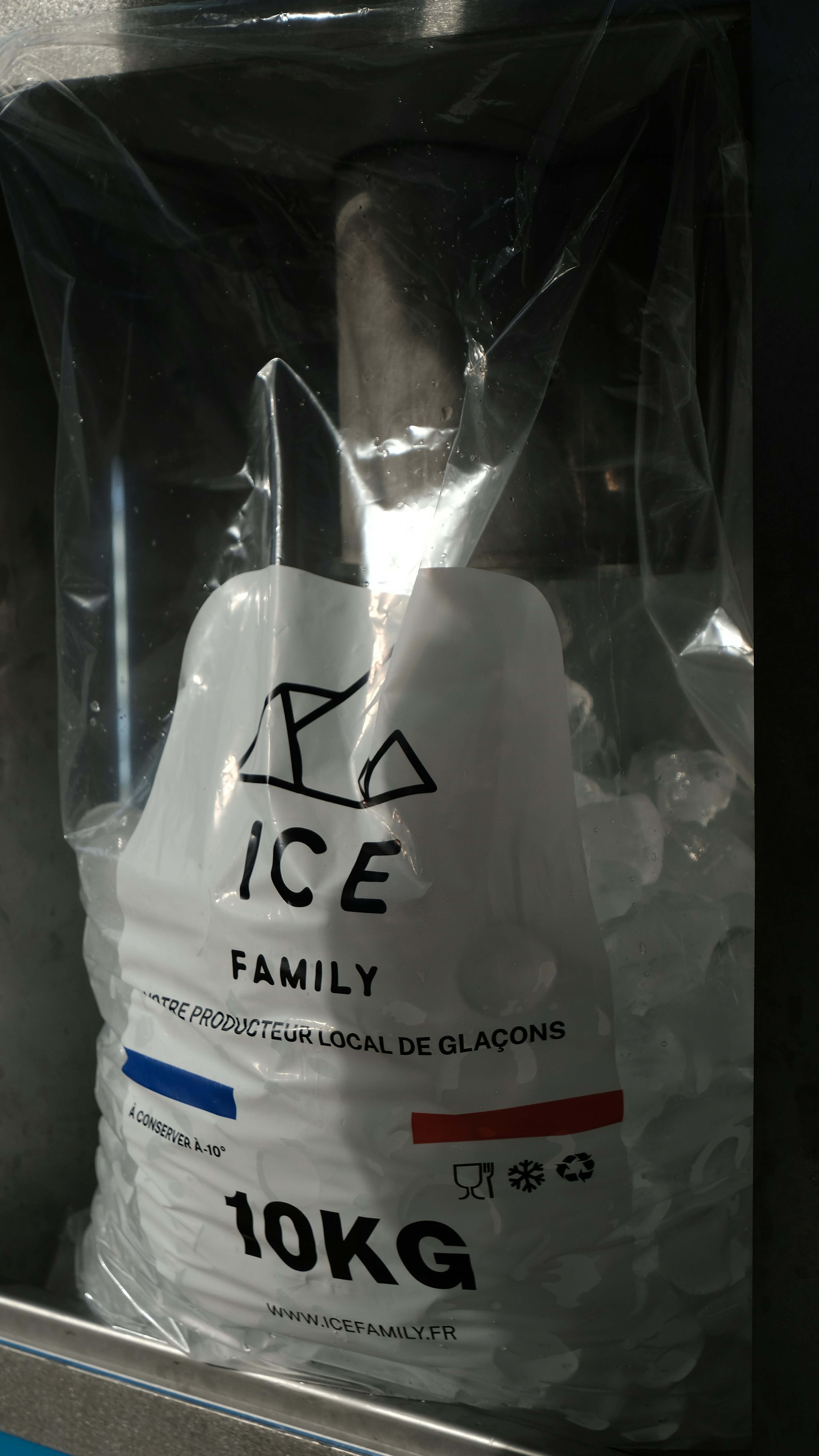 Ice Family, votre producteur local de Glaçons