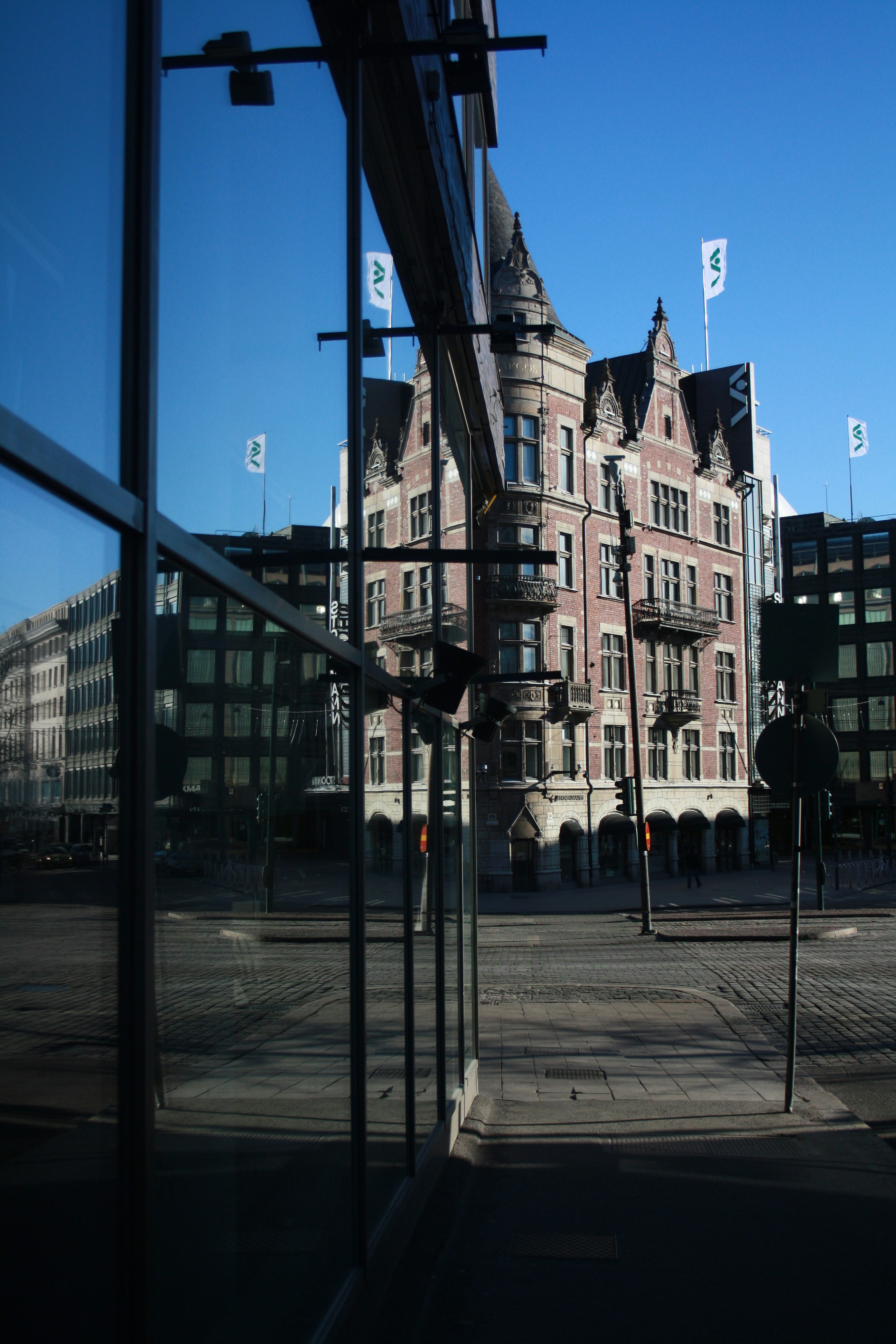 Exterior view of Malmö City Library's glass-fronted façade