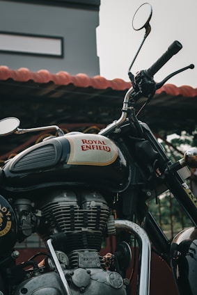 A motorcycle parked in front of a building