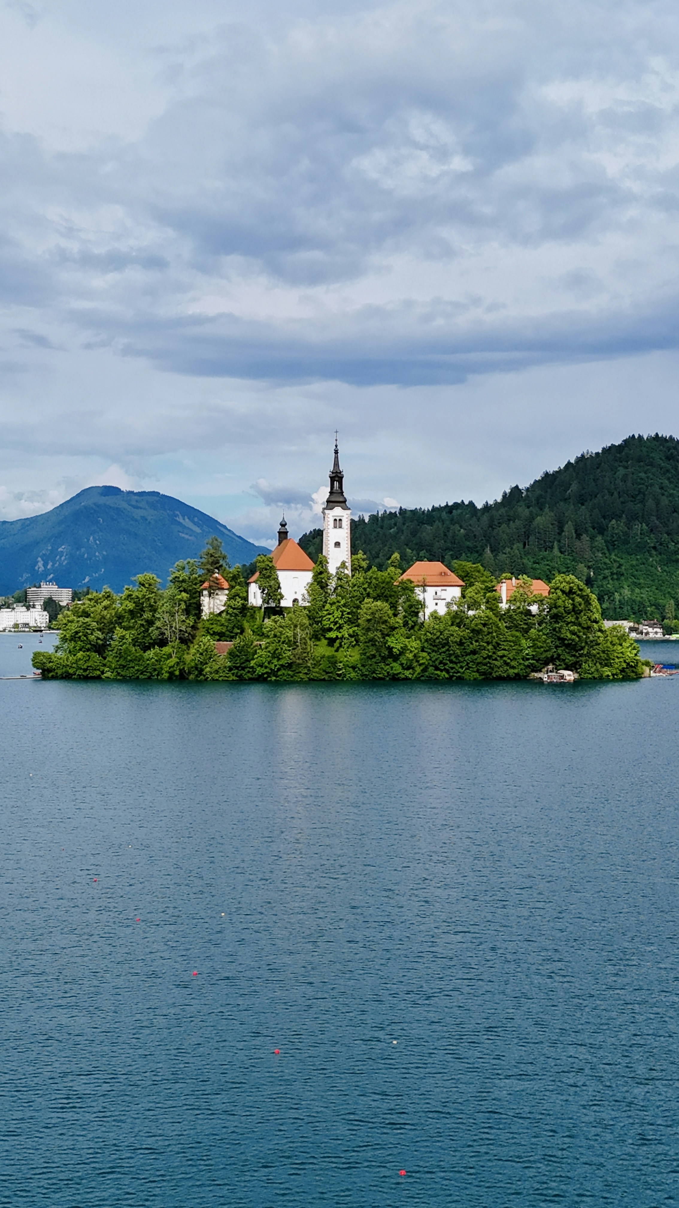 Photo by aimendenche