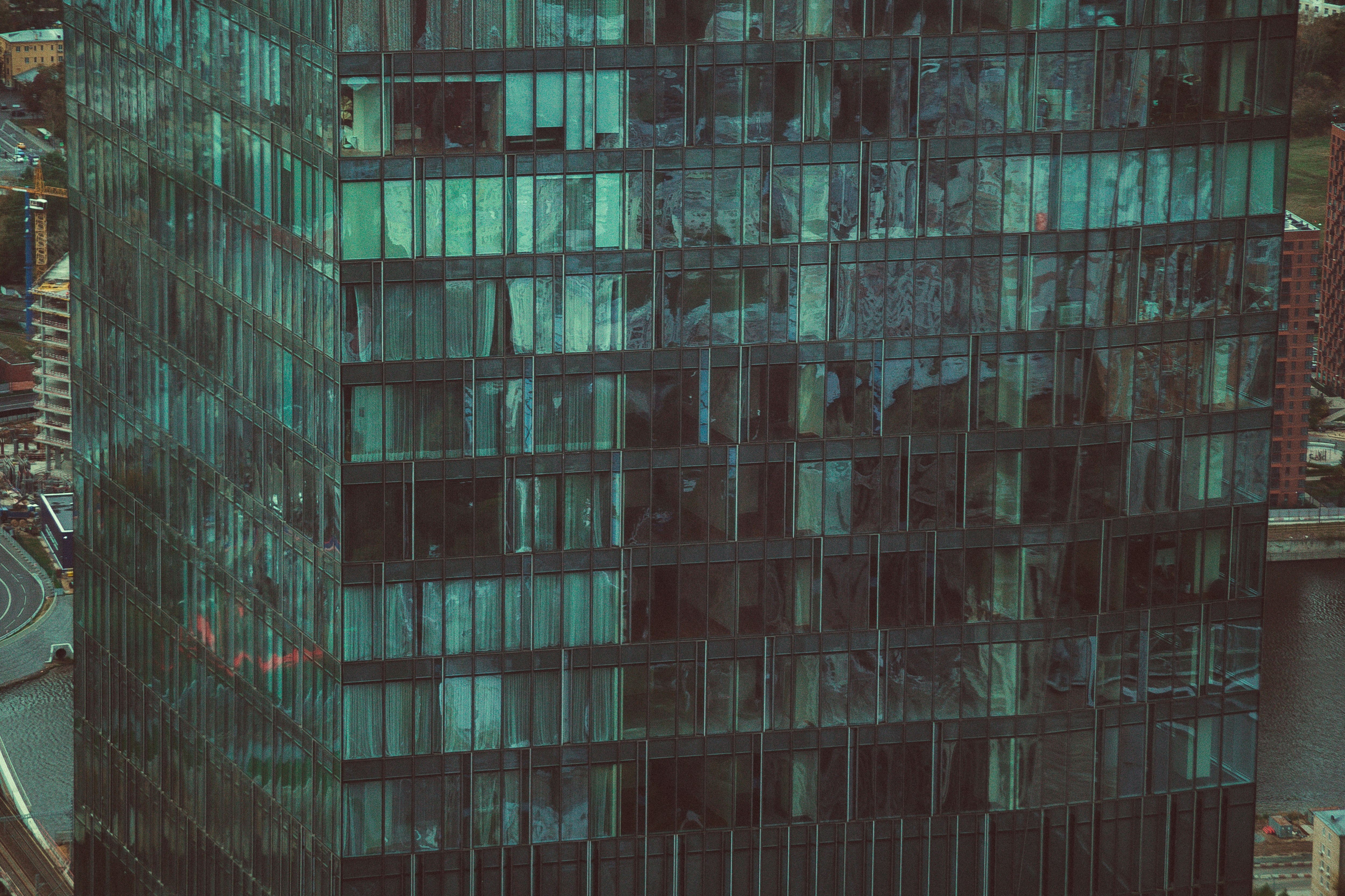 A very tall building with lots of windows