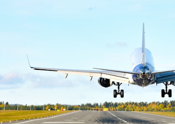 Cargo plane
