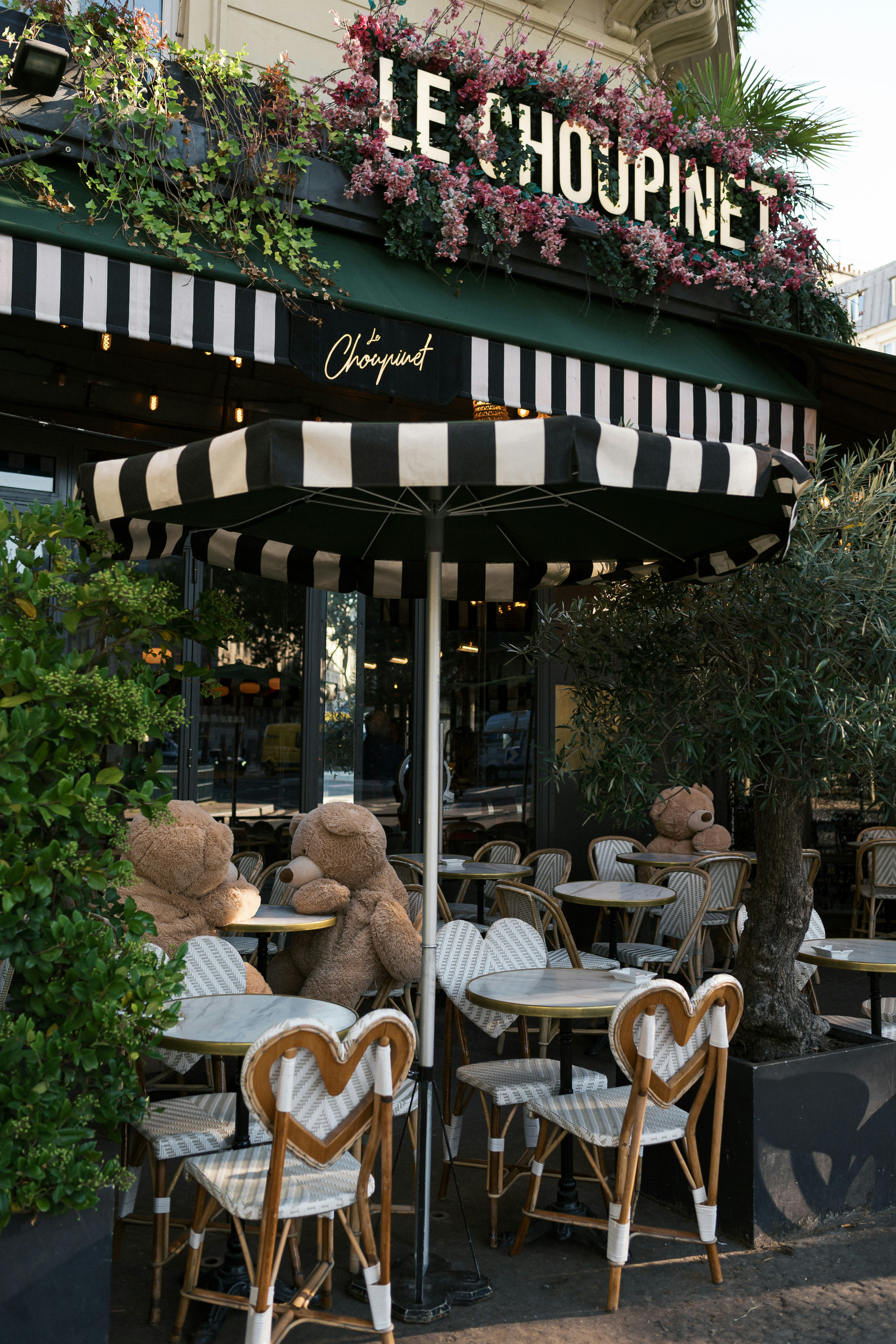 Caesars Restaurant Menu