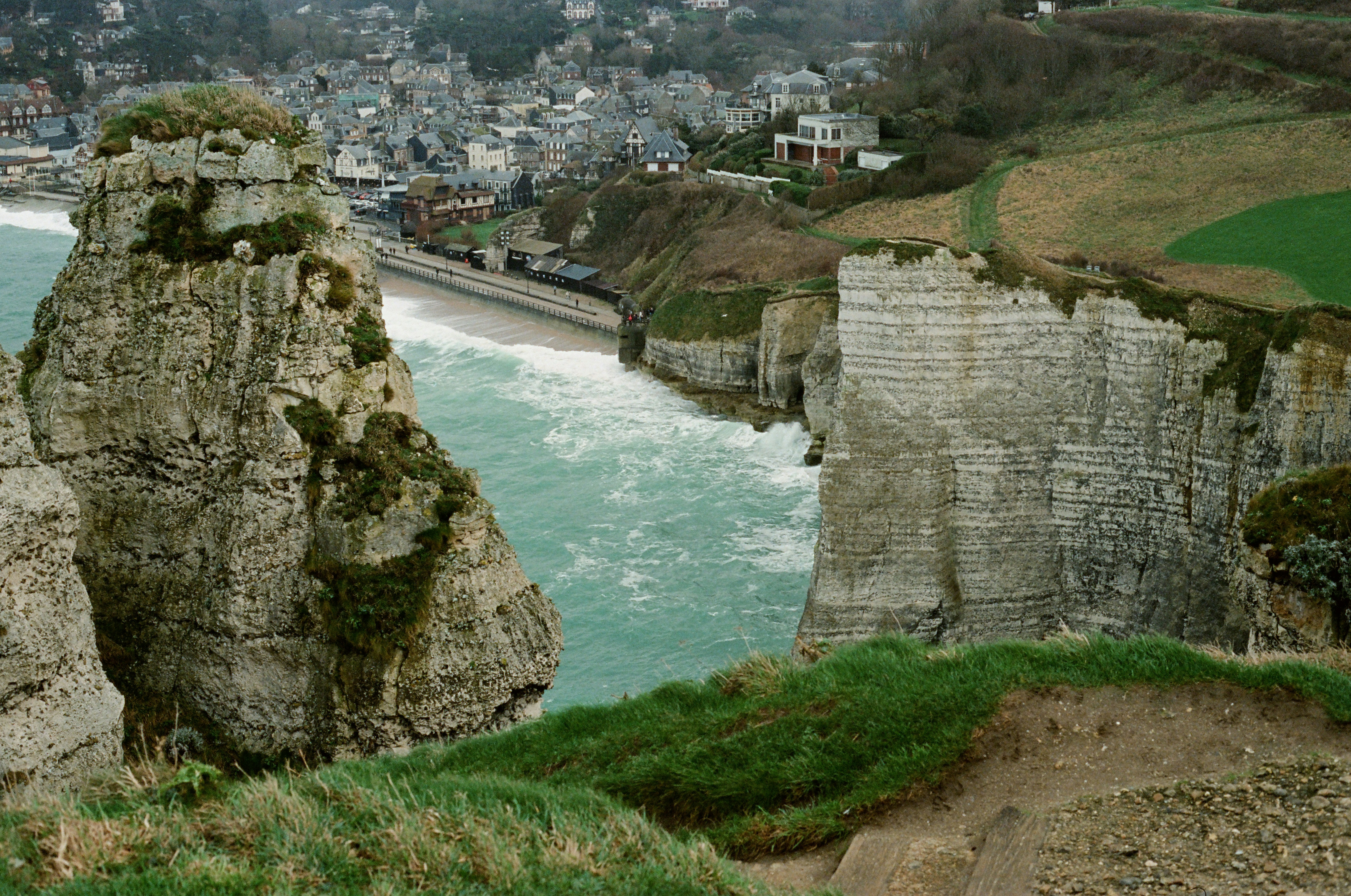 Photo by mineral_of_demon