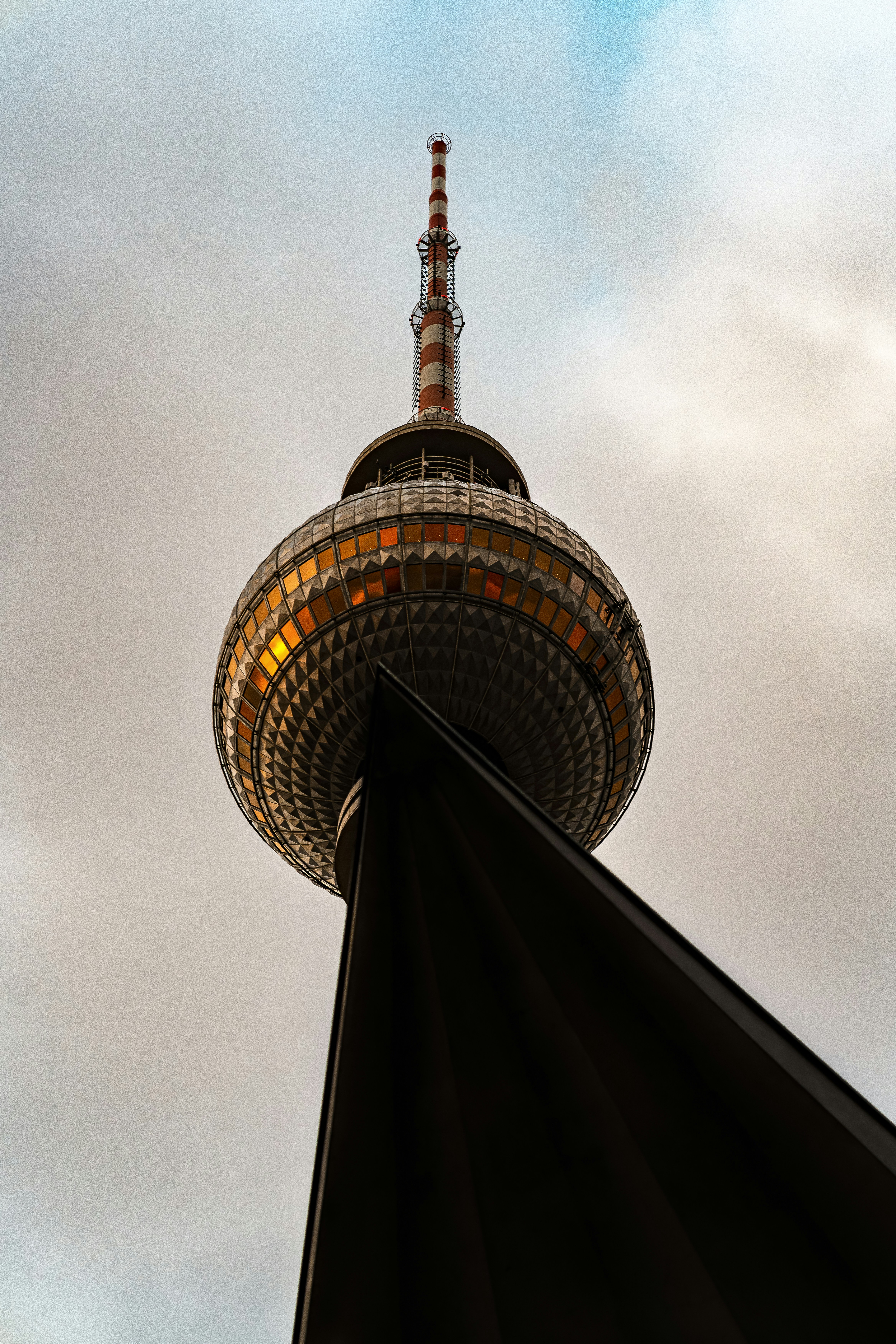 modern tv wallpaper, wallpaper, Android Remote TV: Control Your TV with Your Phone 3