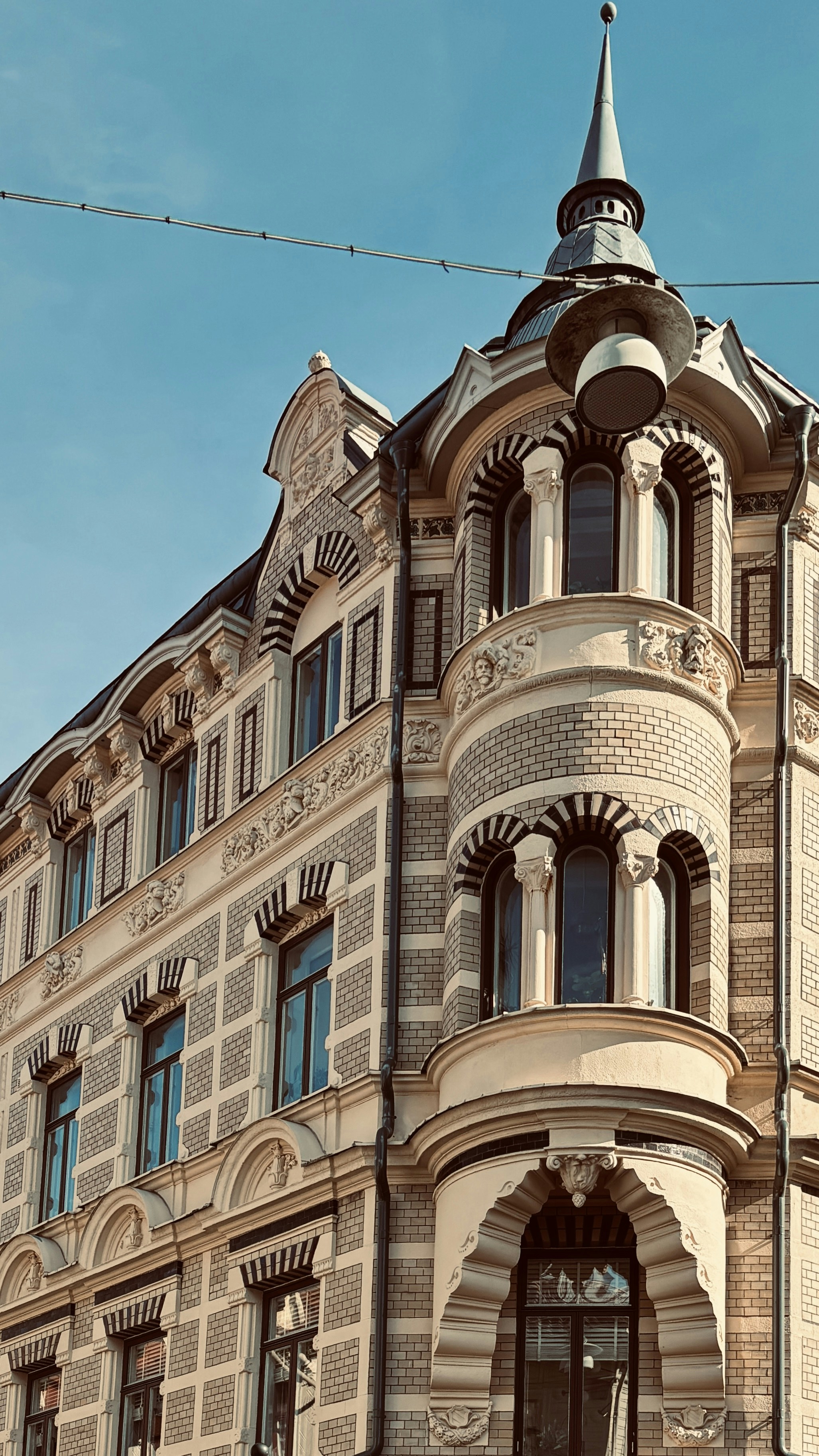 Photo by studio_jarchitectural