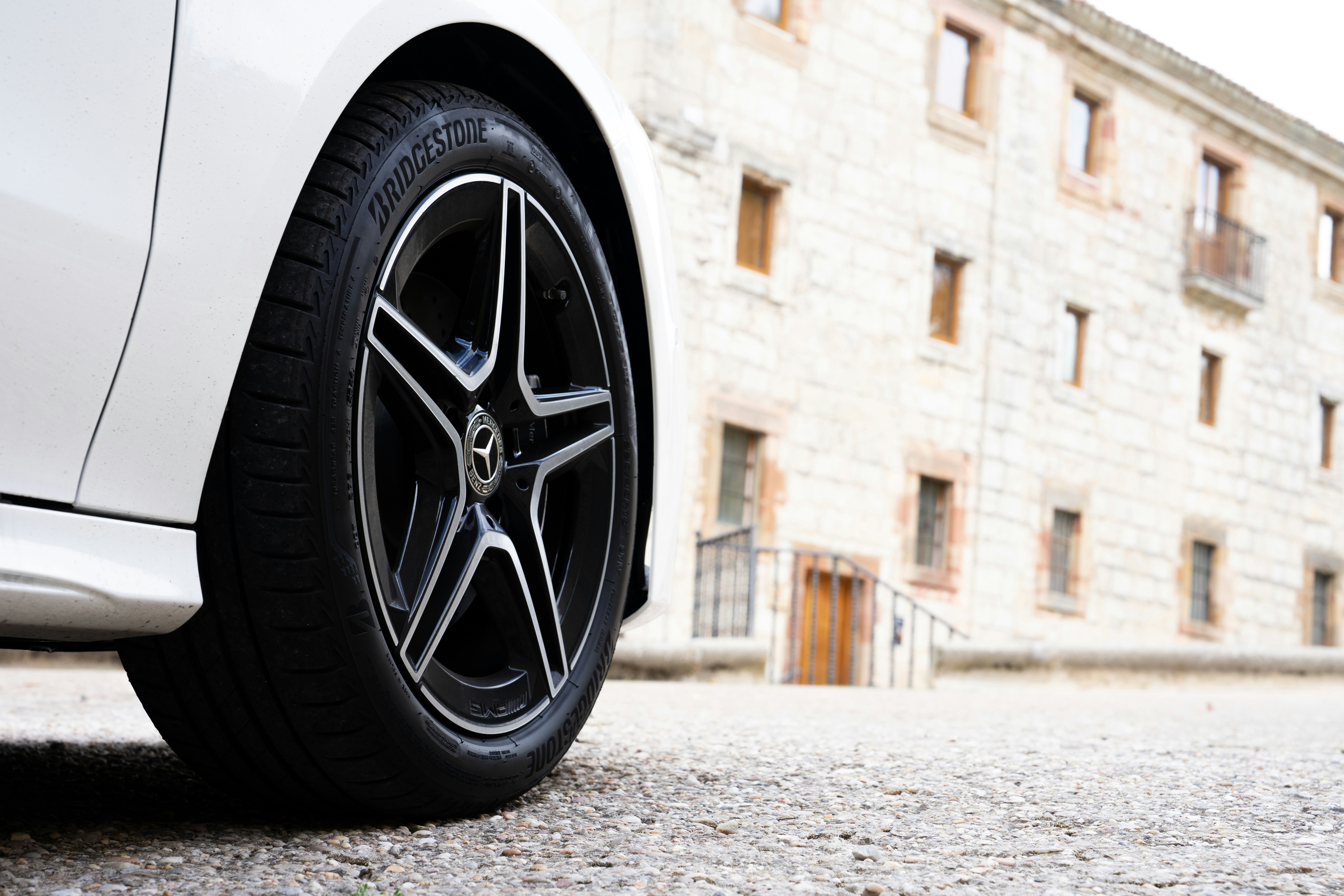 Mercedes-Benz CLA 상세