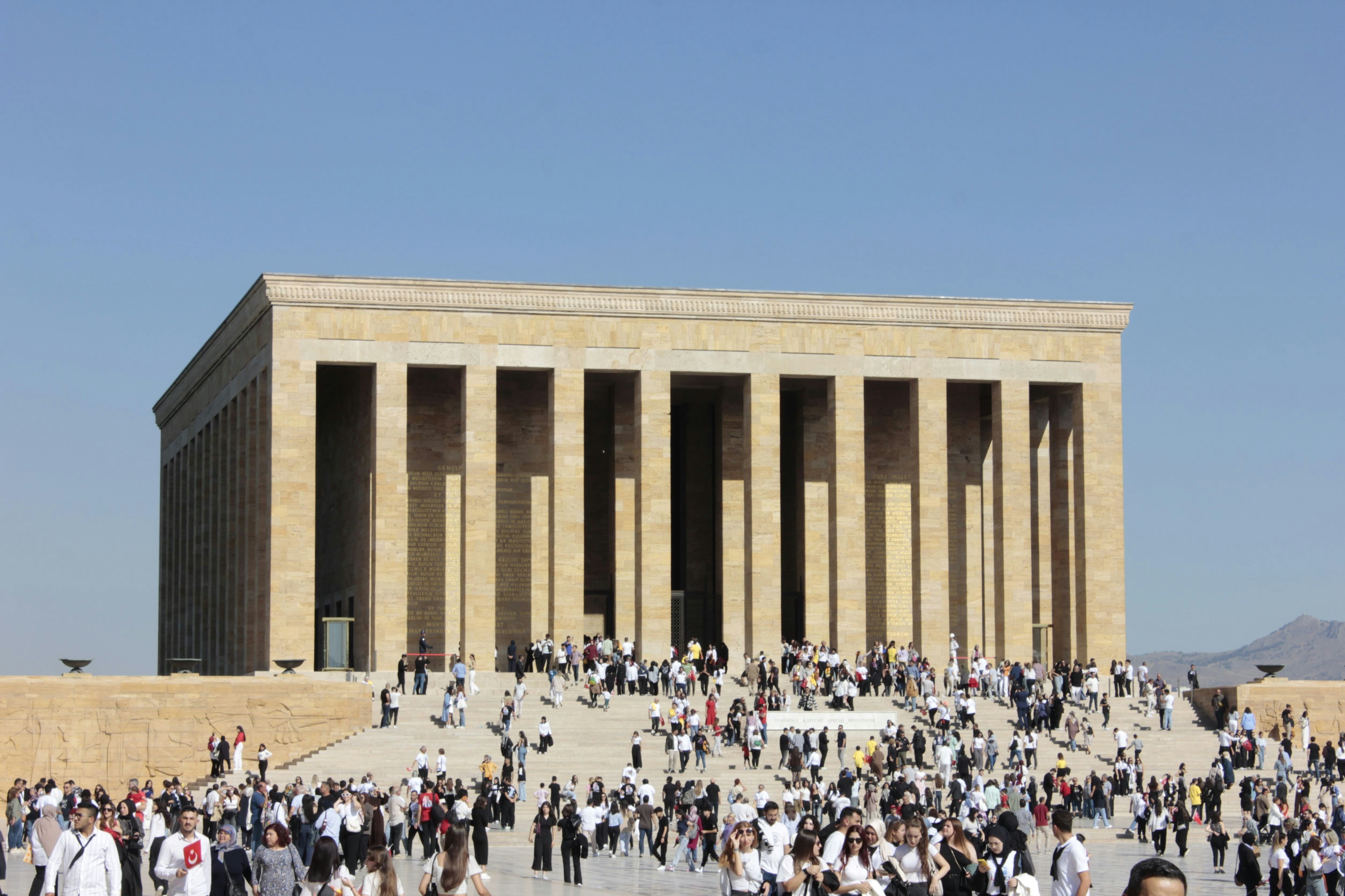 Photo by cengizozarpat