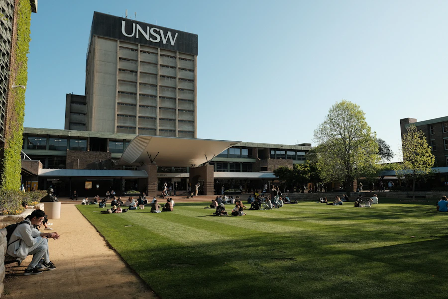 UNSW Sydney campus students