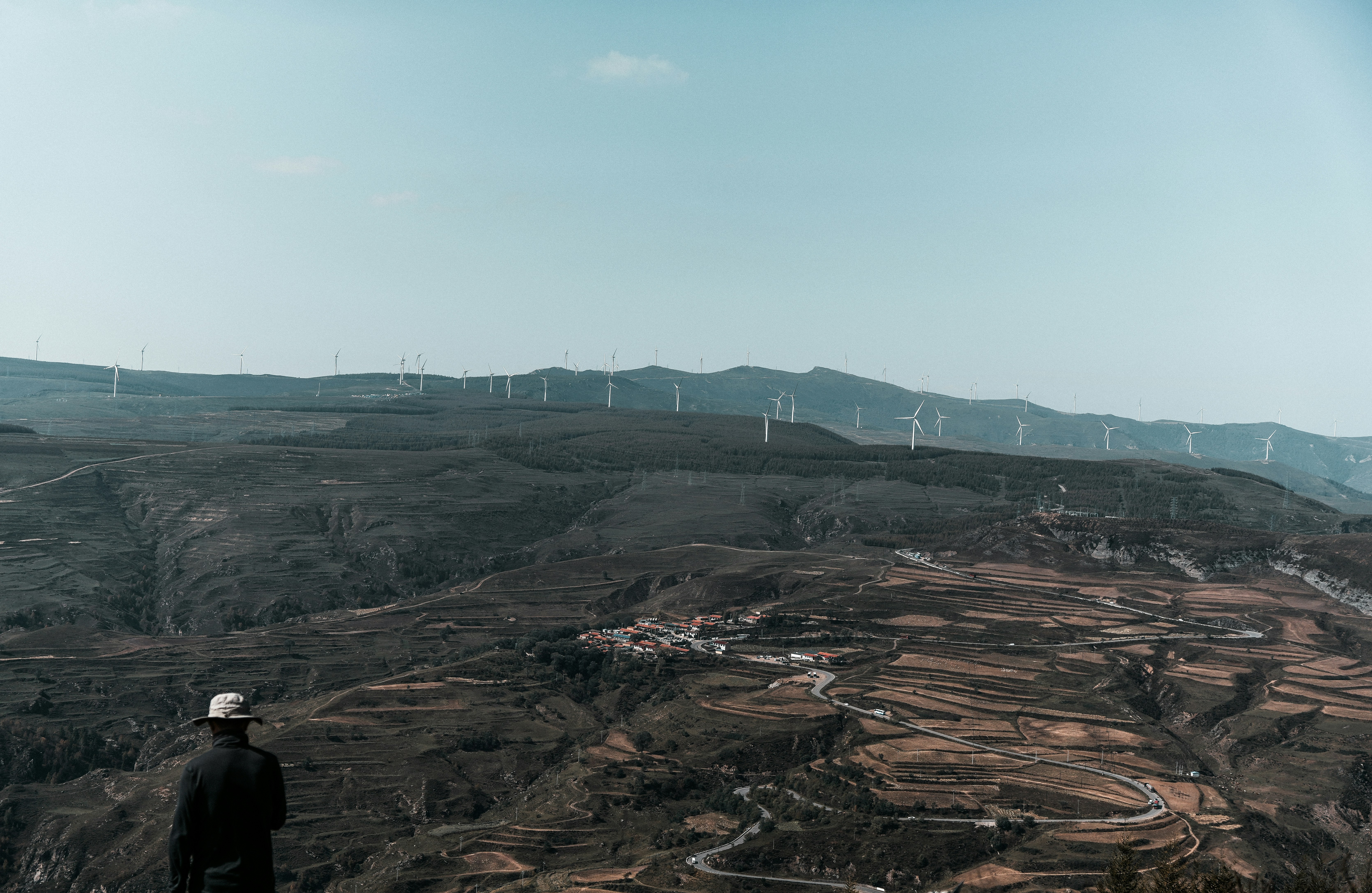 ความท้าทายและโอกาส: ก้าวสู่เศรษฐกิจสีเขียวอย่างยั่งยืนของไทยท่ามกลางวิกฤตโลกร้อน