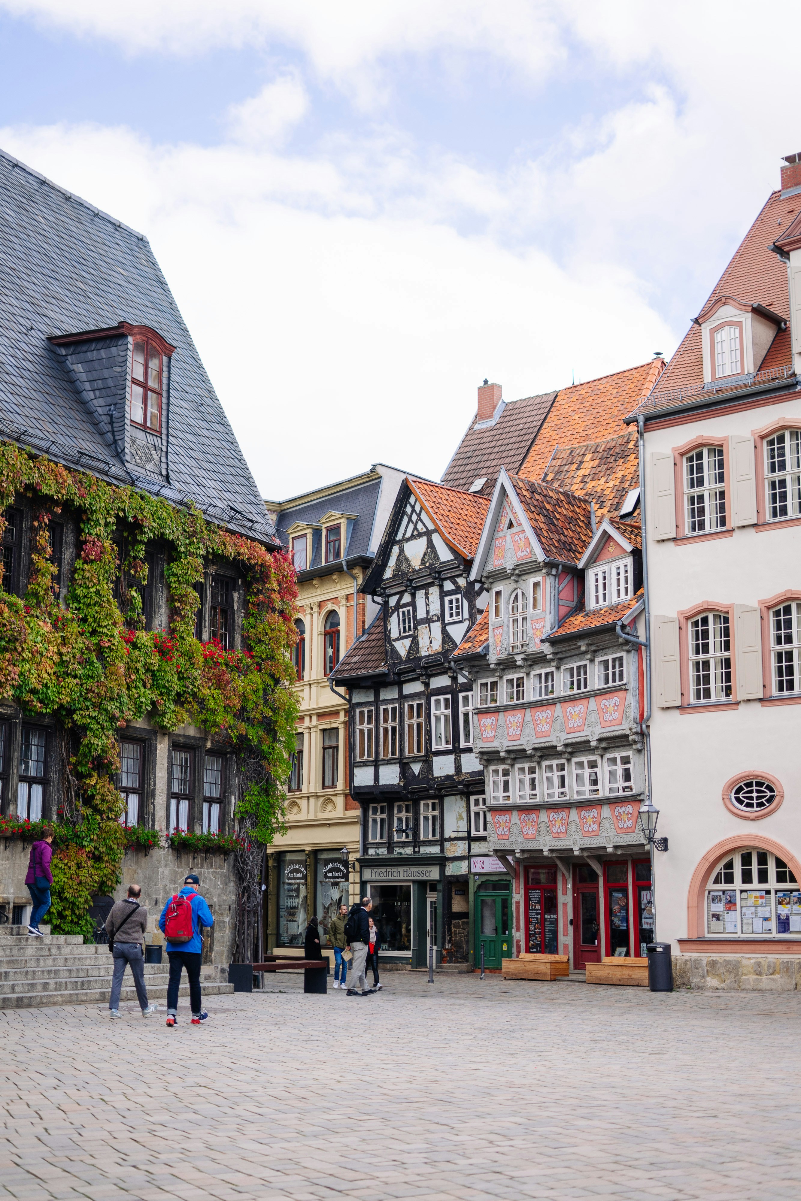 Photo by robert_lens