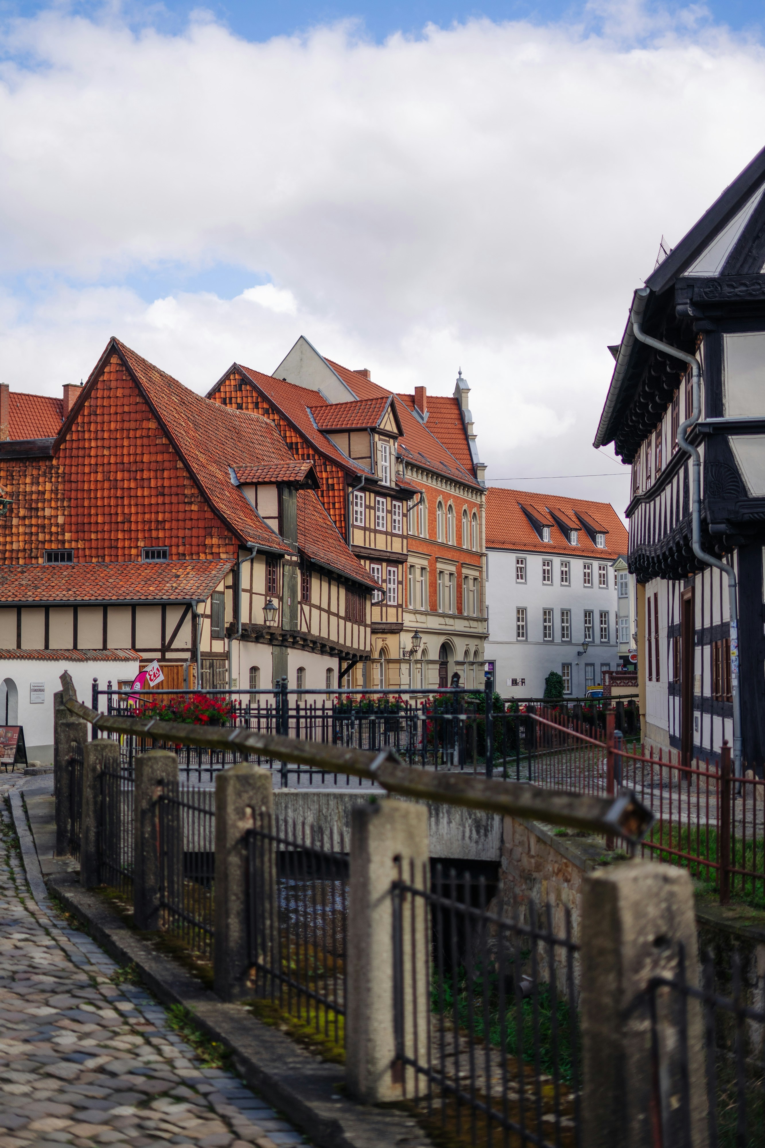 Photo by robert_lens