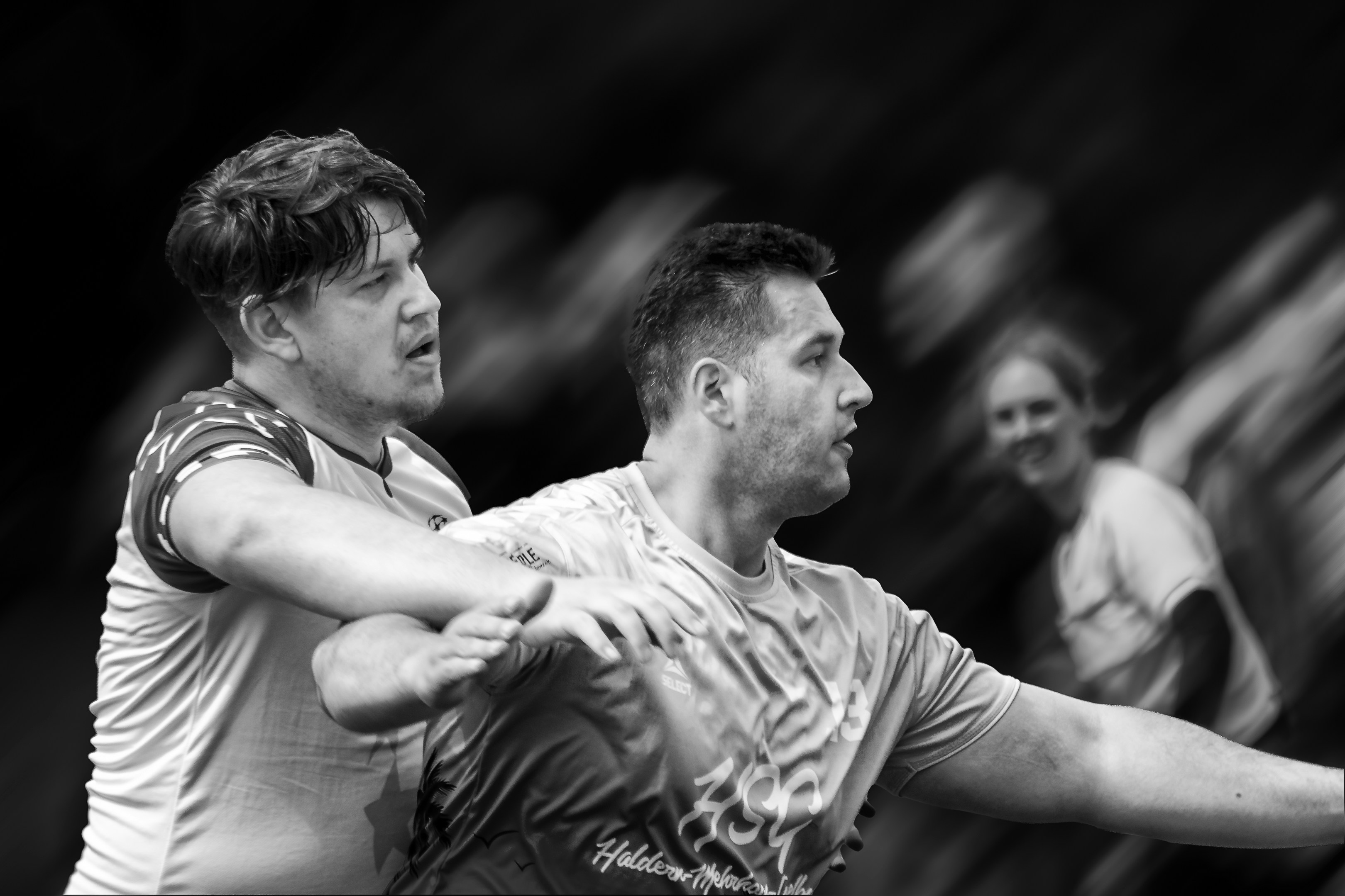 Chockerande bilder när Johanna Lindborg kämpar för brons i brottning – en dramatisk kamp!