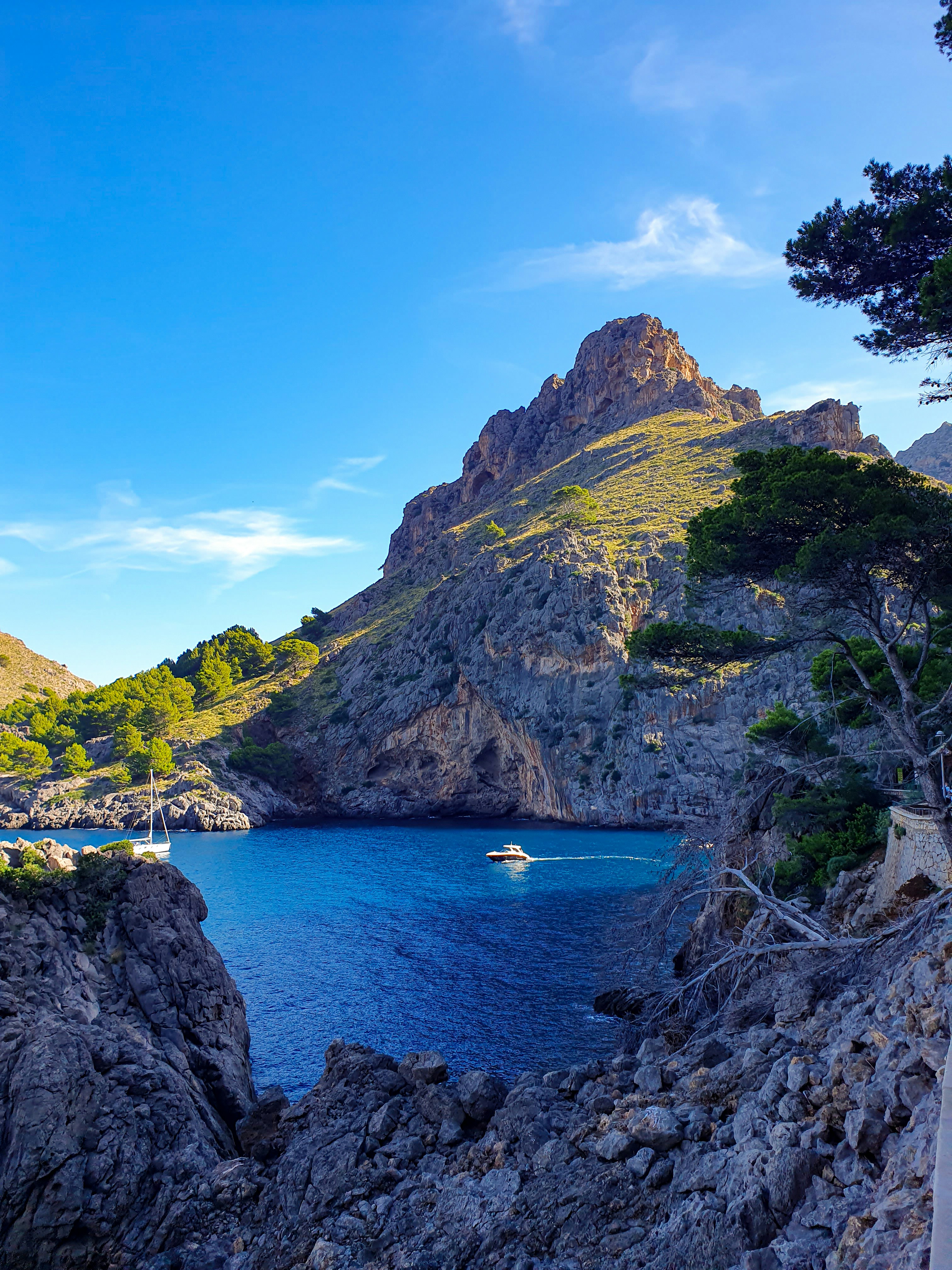 Photo by photomaker01