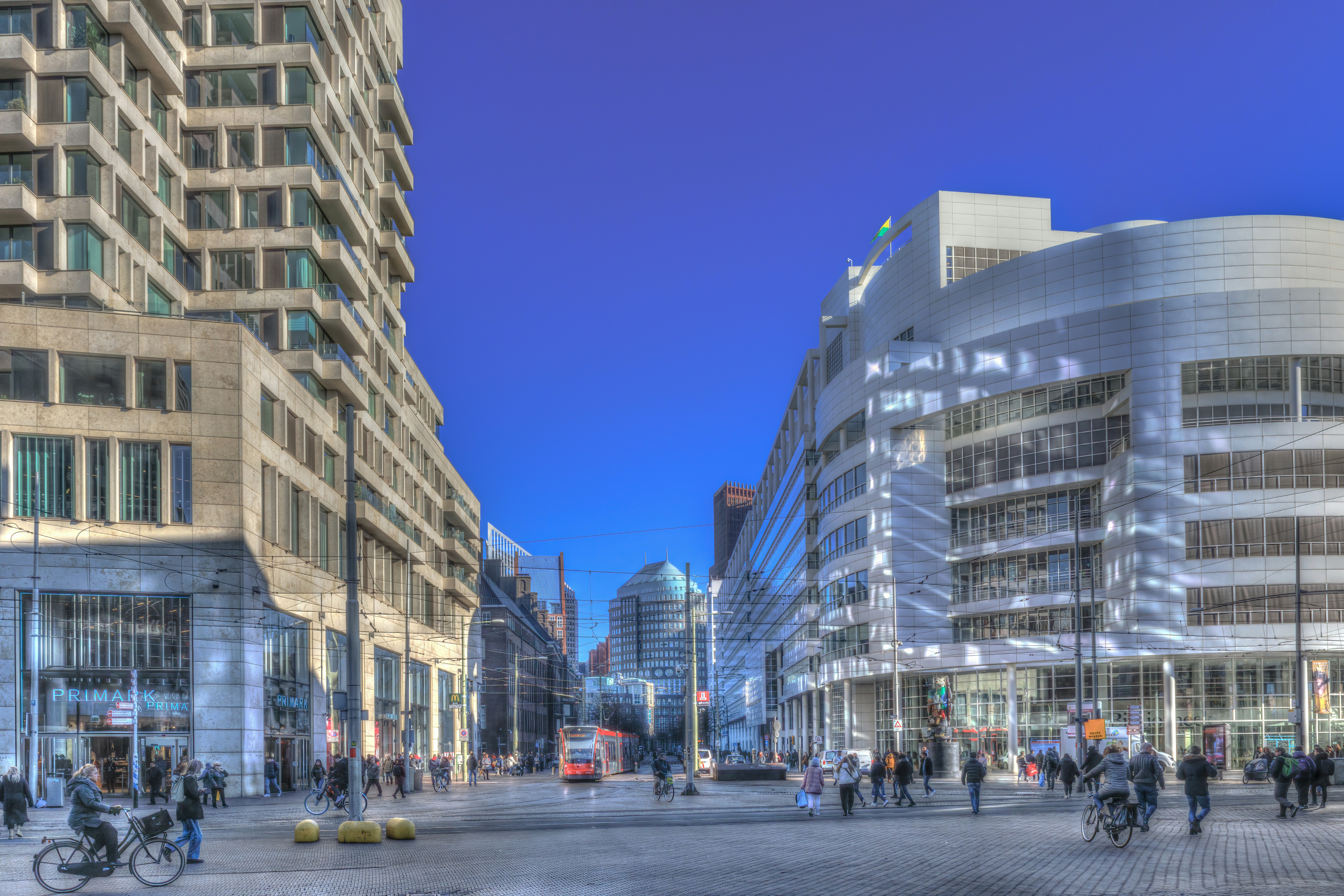 Photo by sinushyperbolicus