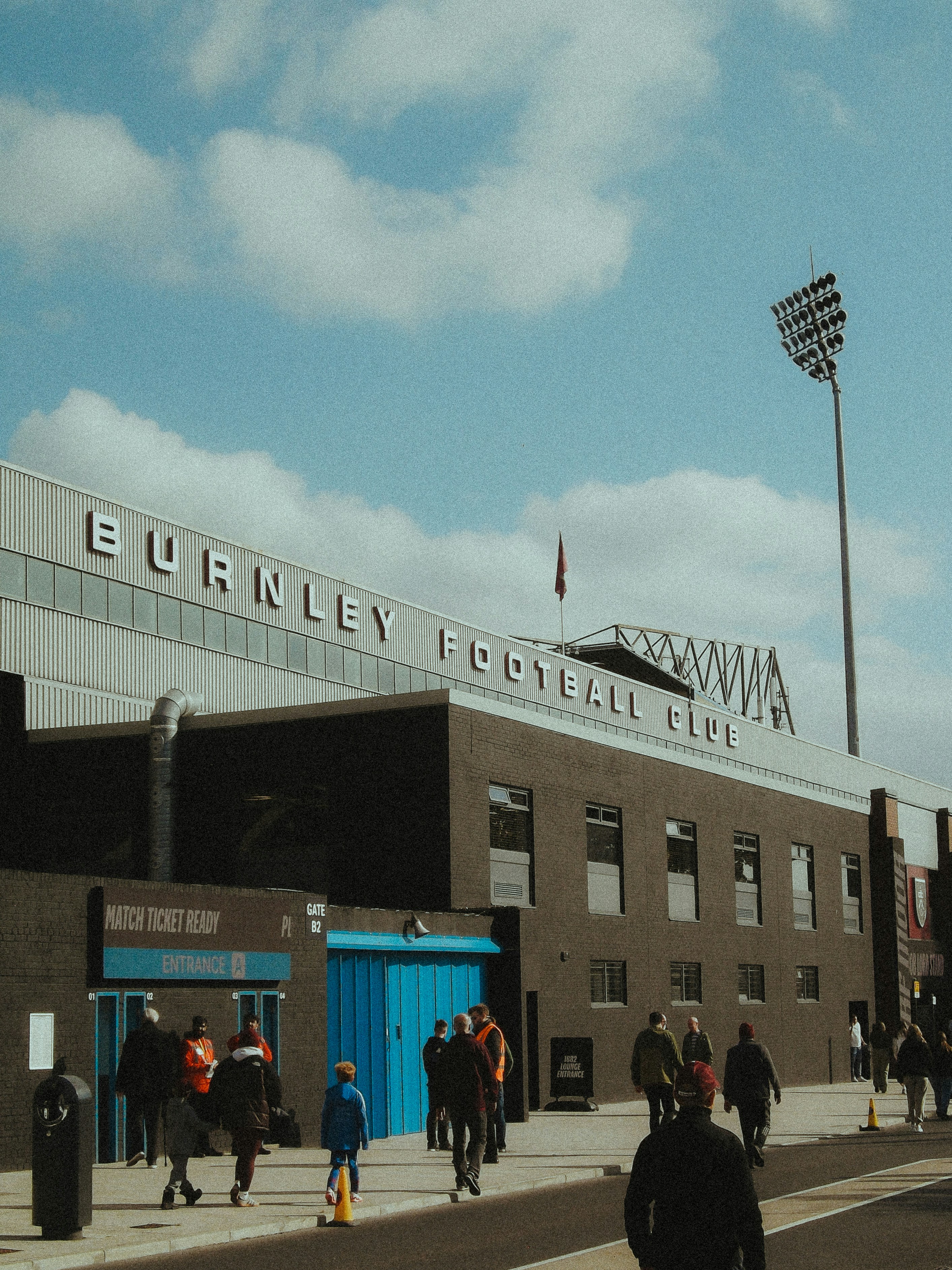 Walker to Burnley? Why the Premier League's Quietest Transfer Might Be the Smartest