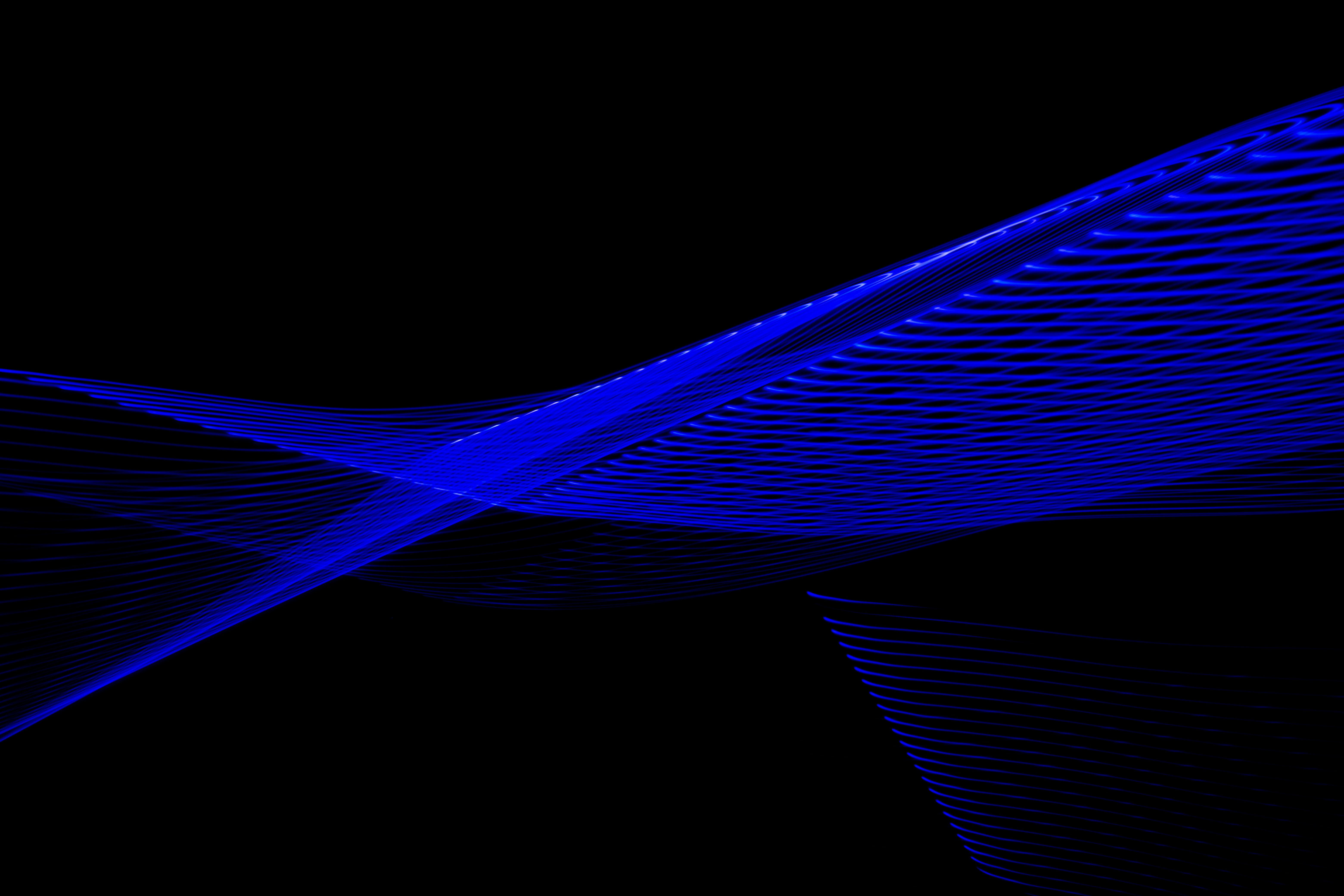 Bitcoin Whale's Bold Move: $11B Whale Sells $330M ETH, Opens $748M Long on Top Cryptos