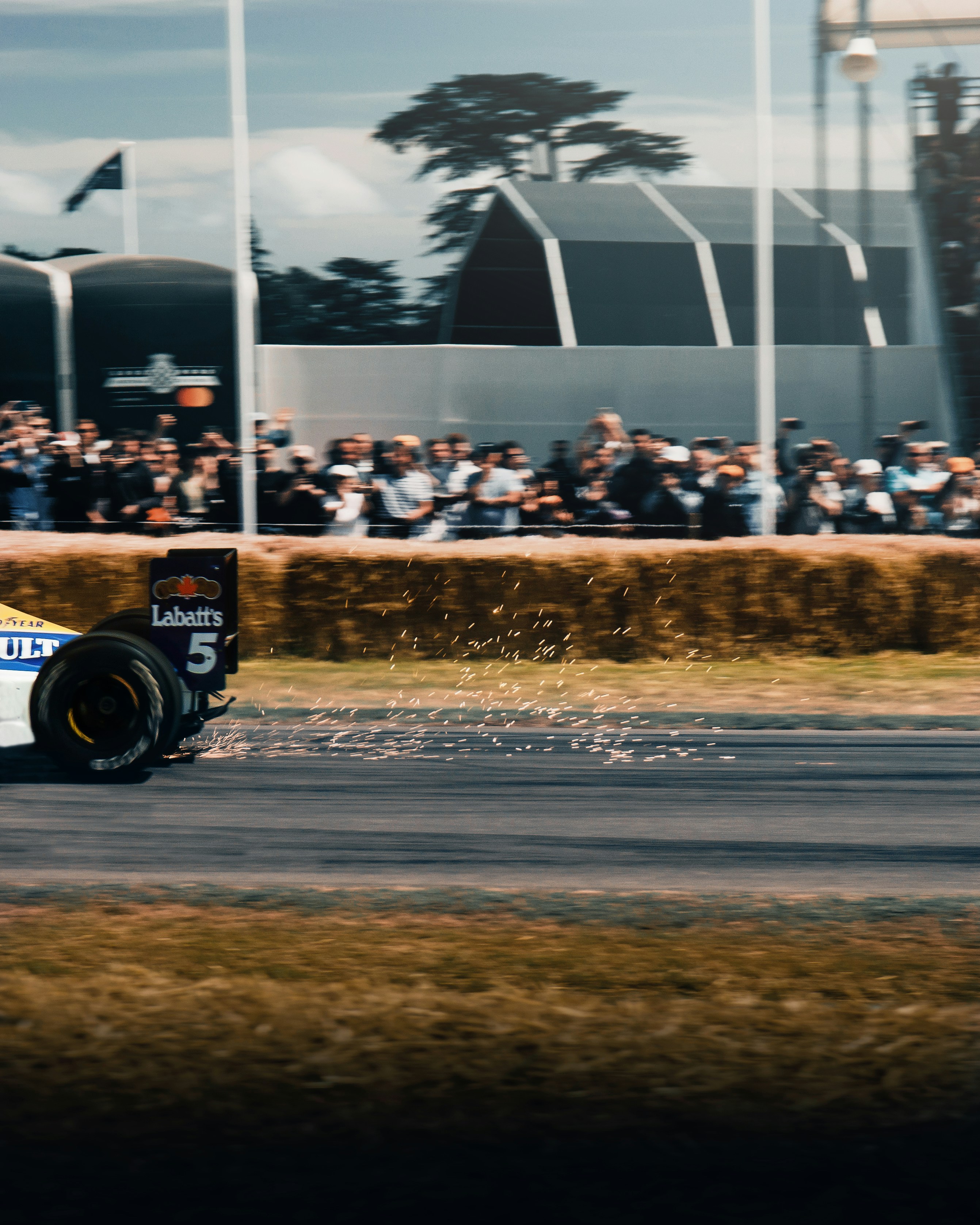 formula 1 wallpaper, wallpaper, Michael Schumacher's Ferrari F2004: A Racing Icon 4