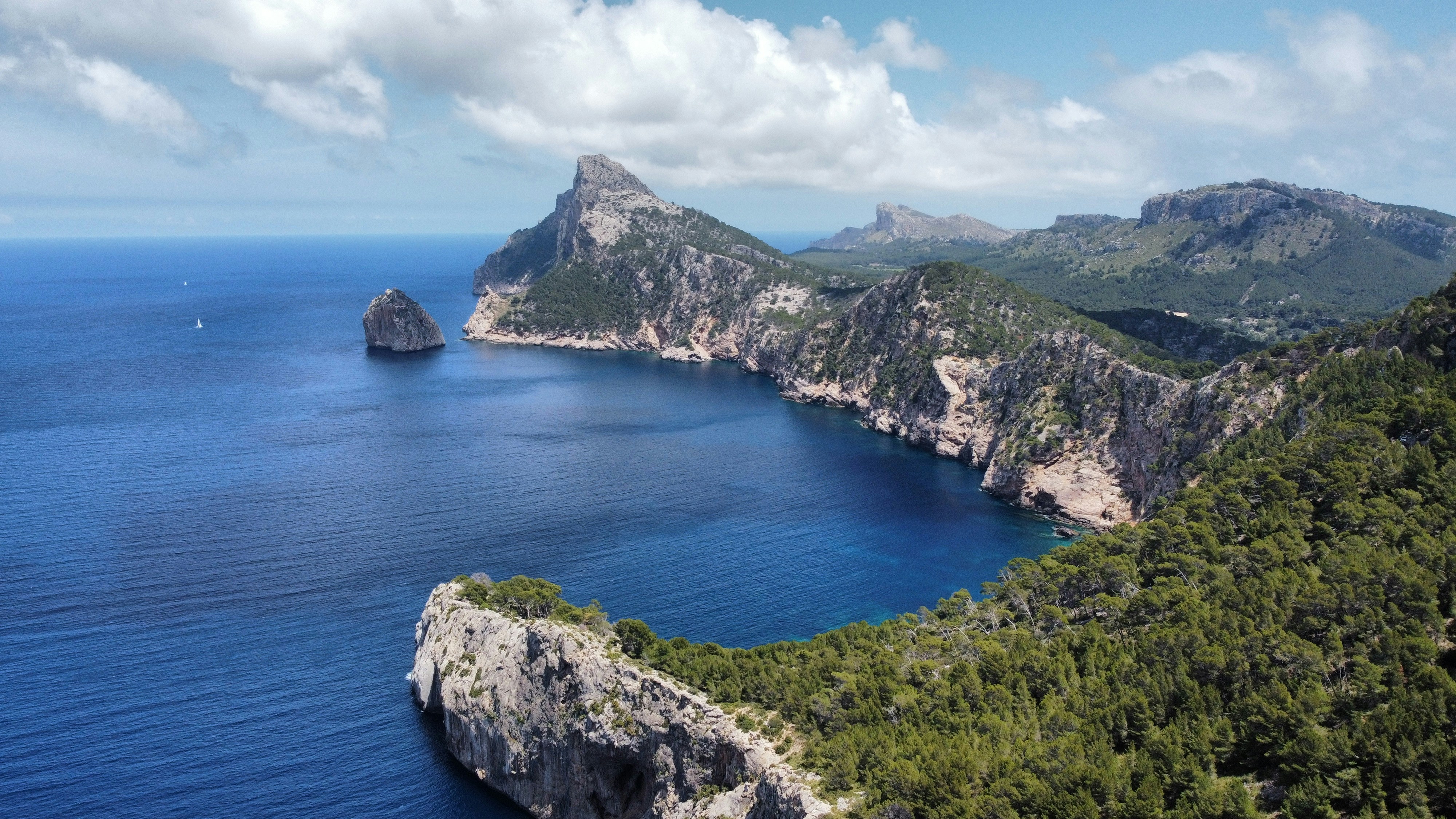 Photo by manchenkoff