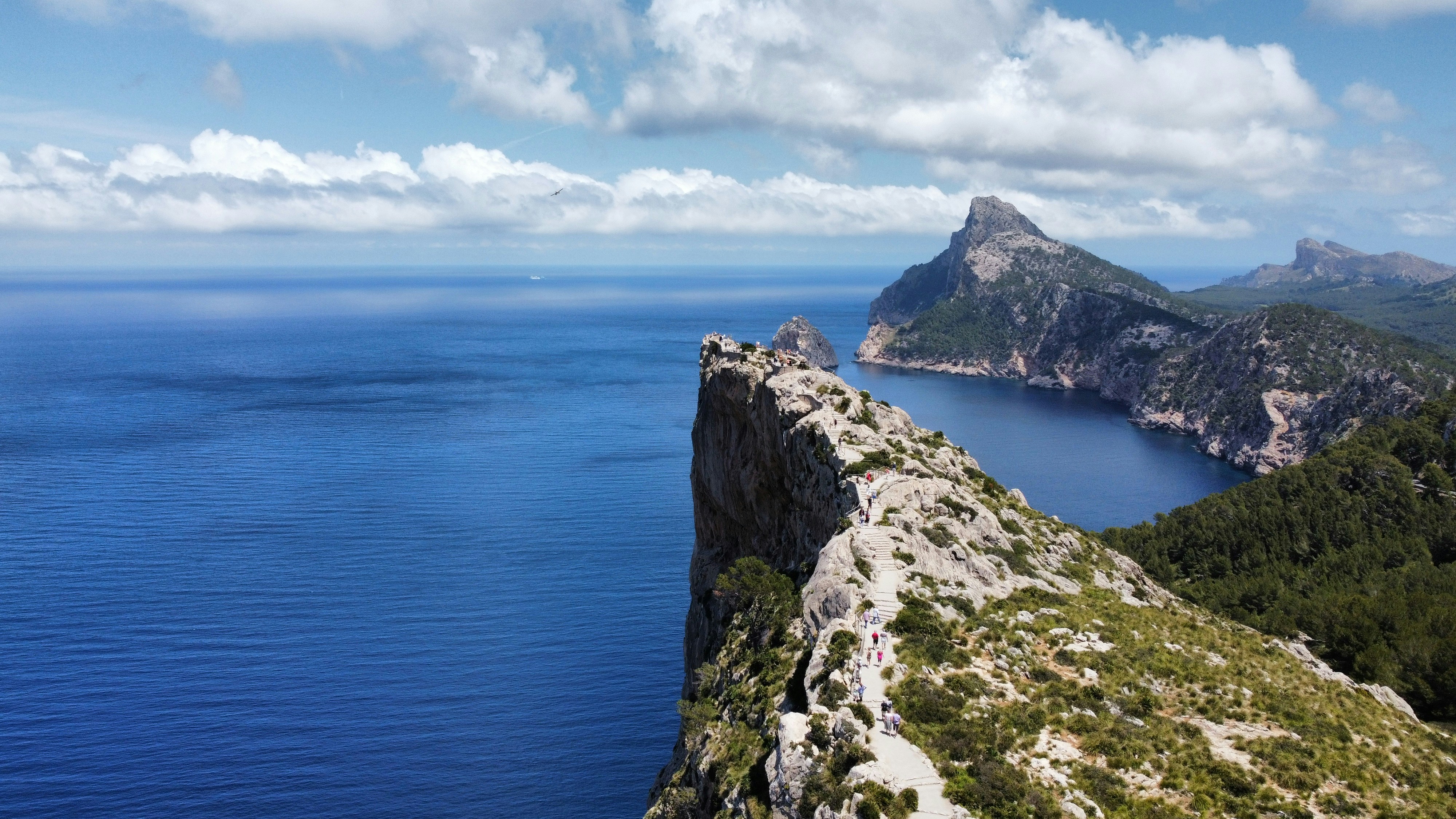 Photo by manchenkoff