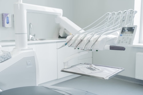 Clean dental space
